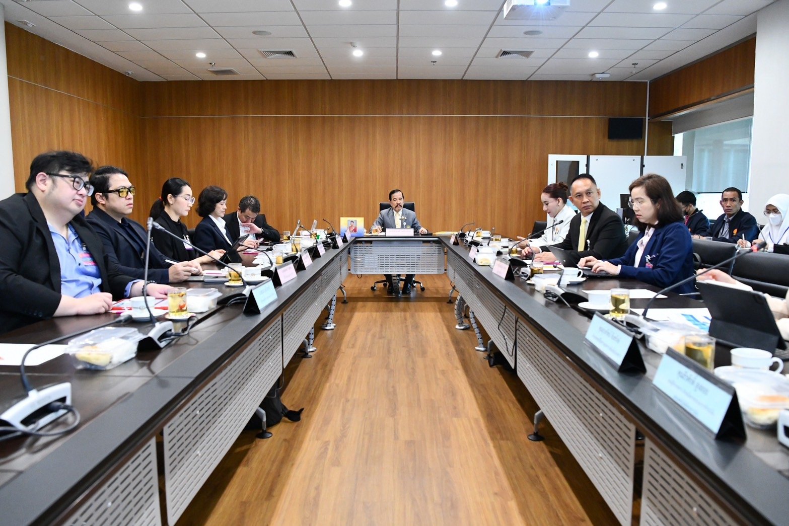 กมธ.กิจการกระจายเสียงฯ วุฒิสภา เข้มคุ้มครองปชช.ถูกลวงออนไลน์ กมธ.กิจการกระจายเสียงฯ วุฒิสภา เข้มคุ้มครองปชช.ถูกลวงออนไลน์