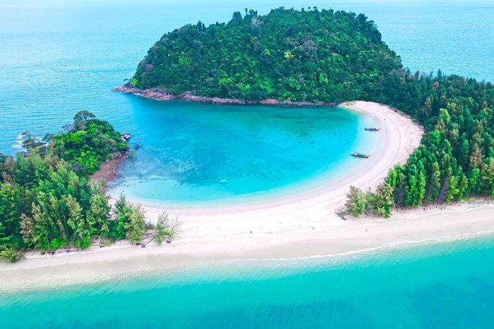 ดำน้ำเกาะกำ เกาะค้างคาว เกาะญี่ปุ่น (ท่าเรือเกาะพยาม) ดำน้ำเกาะกำ เกาะค้างคาว เกาะญี่ปุ่น (ท่าเรือเกาะพยาม)