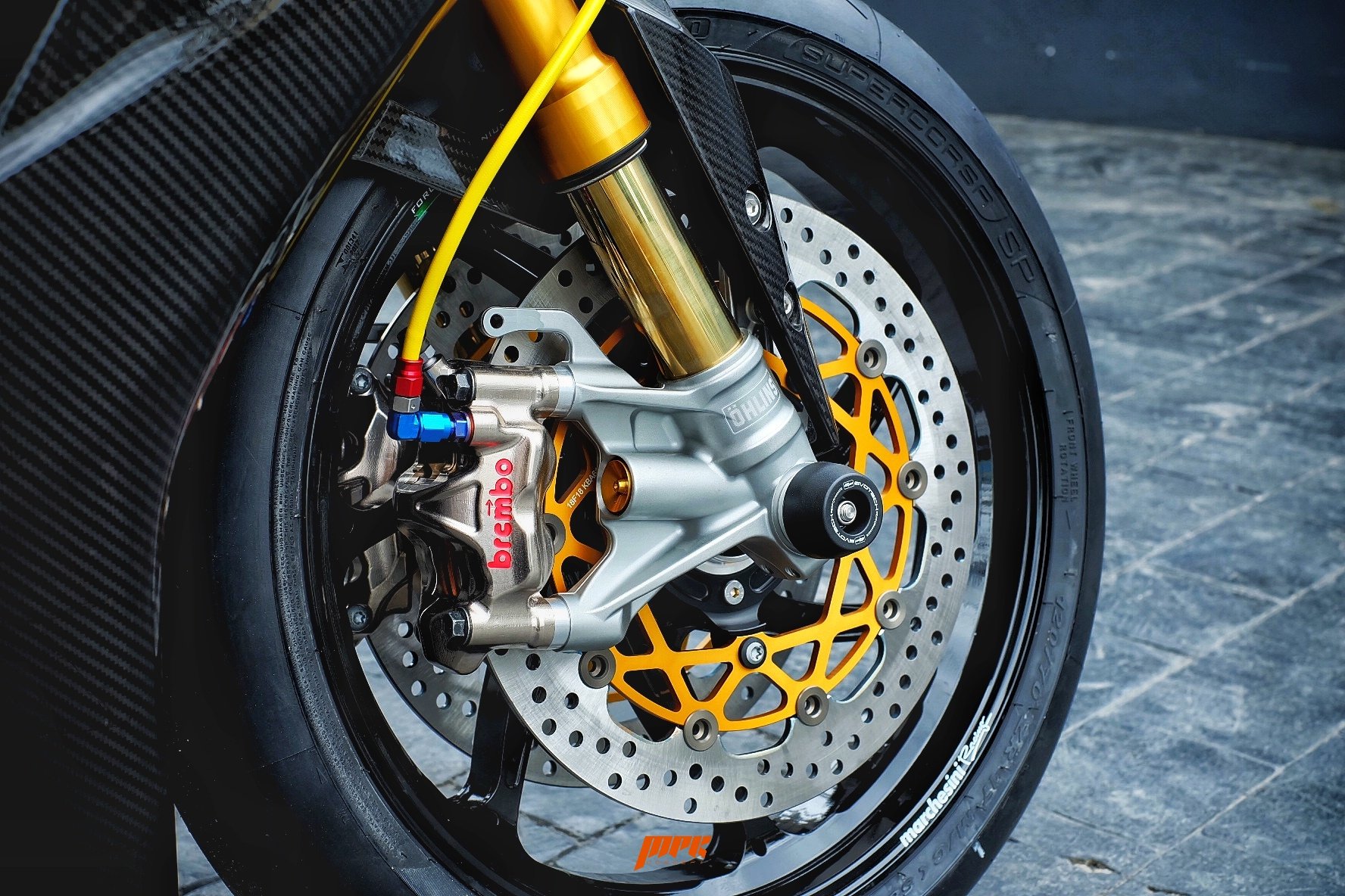 เบรคได้ดีขึ้นกว่าเดิมต้องรุ่นนี้เลย BREMBO GP4RX NICKEL FRONT BRAKE CALIPER