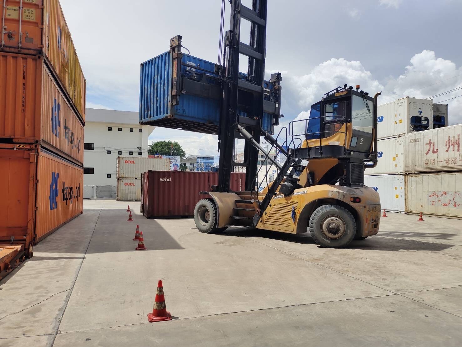 Container Loading Safety Training Container Lifting Driving Training.