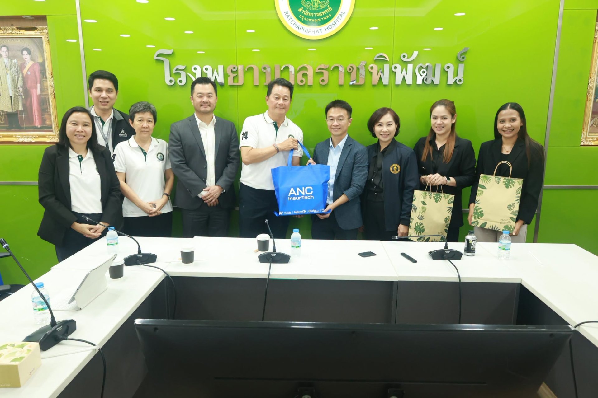 ต้อนรับคณะผู้เข้ารับการอบรม หลักสูตรด้านการพัฒนามหานคร (มหานคร รุ่นที่ 14) จากมหาวิทยาลัยนวมินทราธิราช