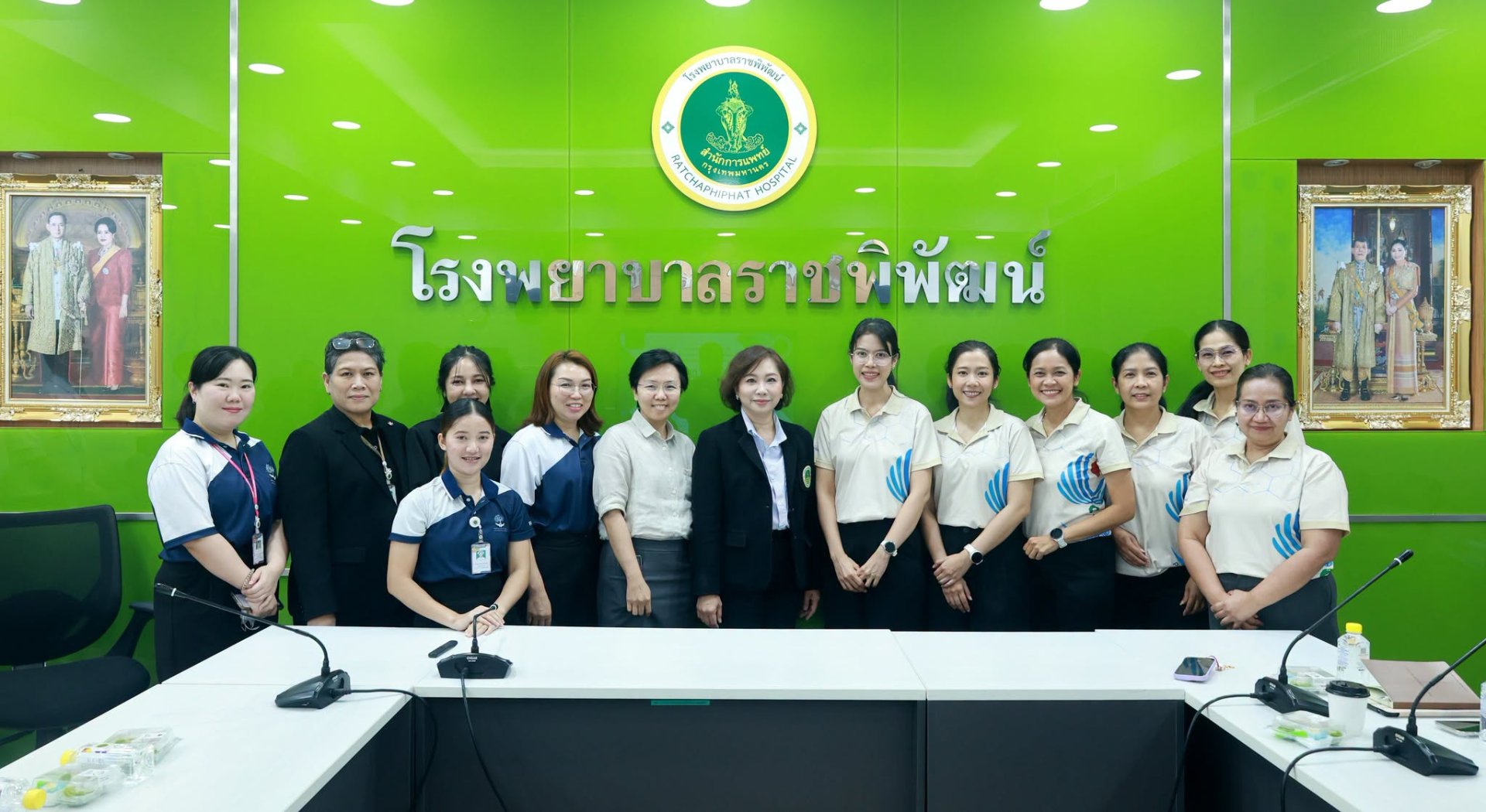 ต้อนรับคณะศึกษาดูงานจาก โรงพยาบาลสุราษฎร์ธานี ในโอกาสเข้าศึกษาดูงานเพื่อพัฒนาศักยภาพบุคลากรด้านการดูแลผู้ป่วยระยะท้าย