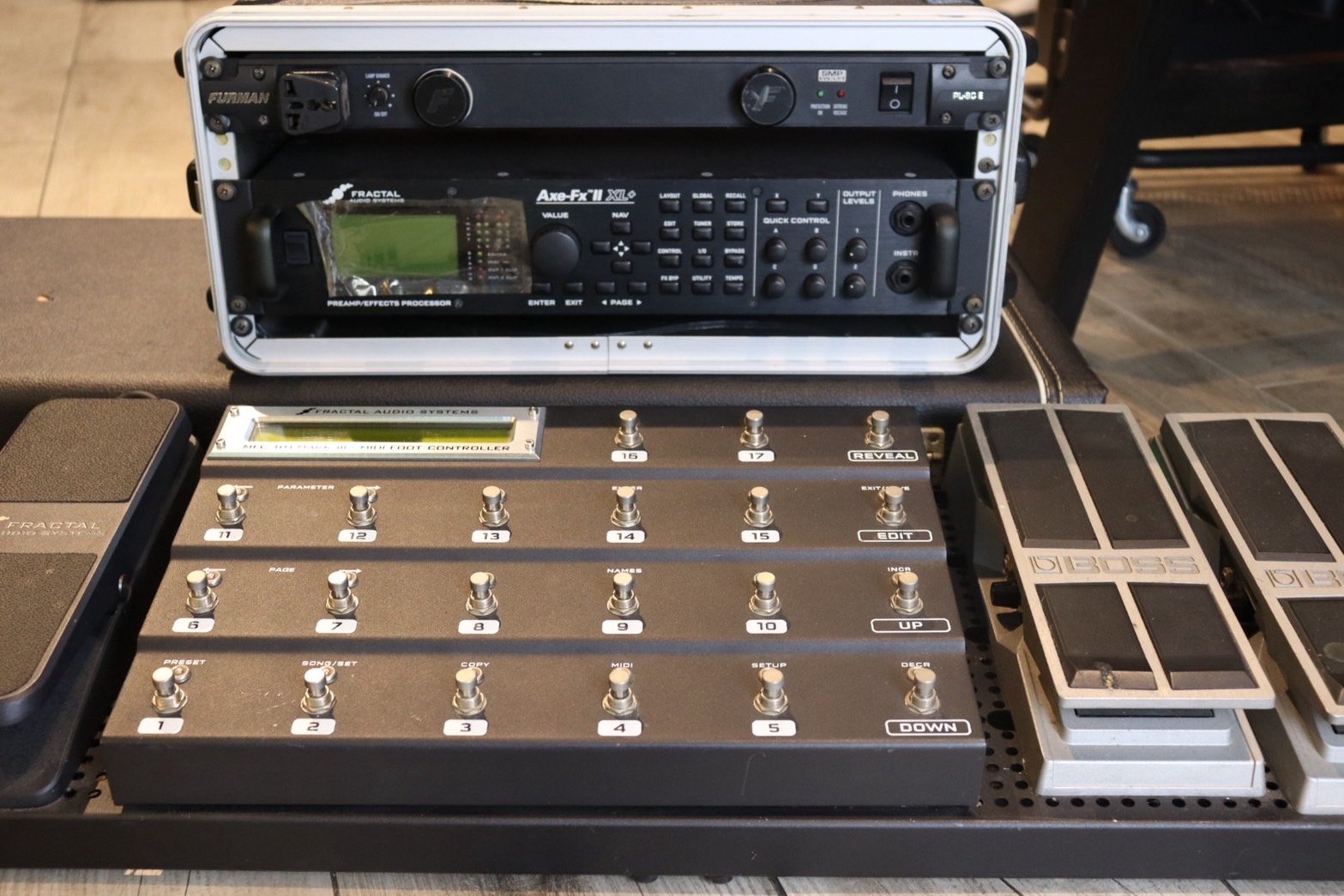 Fractal Audio Systems Axe-Fx Ⅱ XL ＆ MFC-101 Mark Ⅲ｜平野楽器