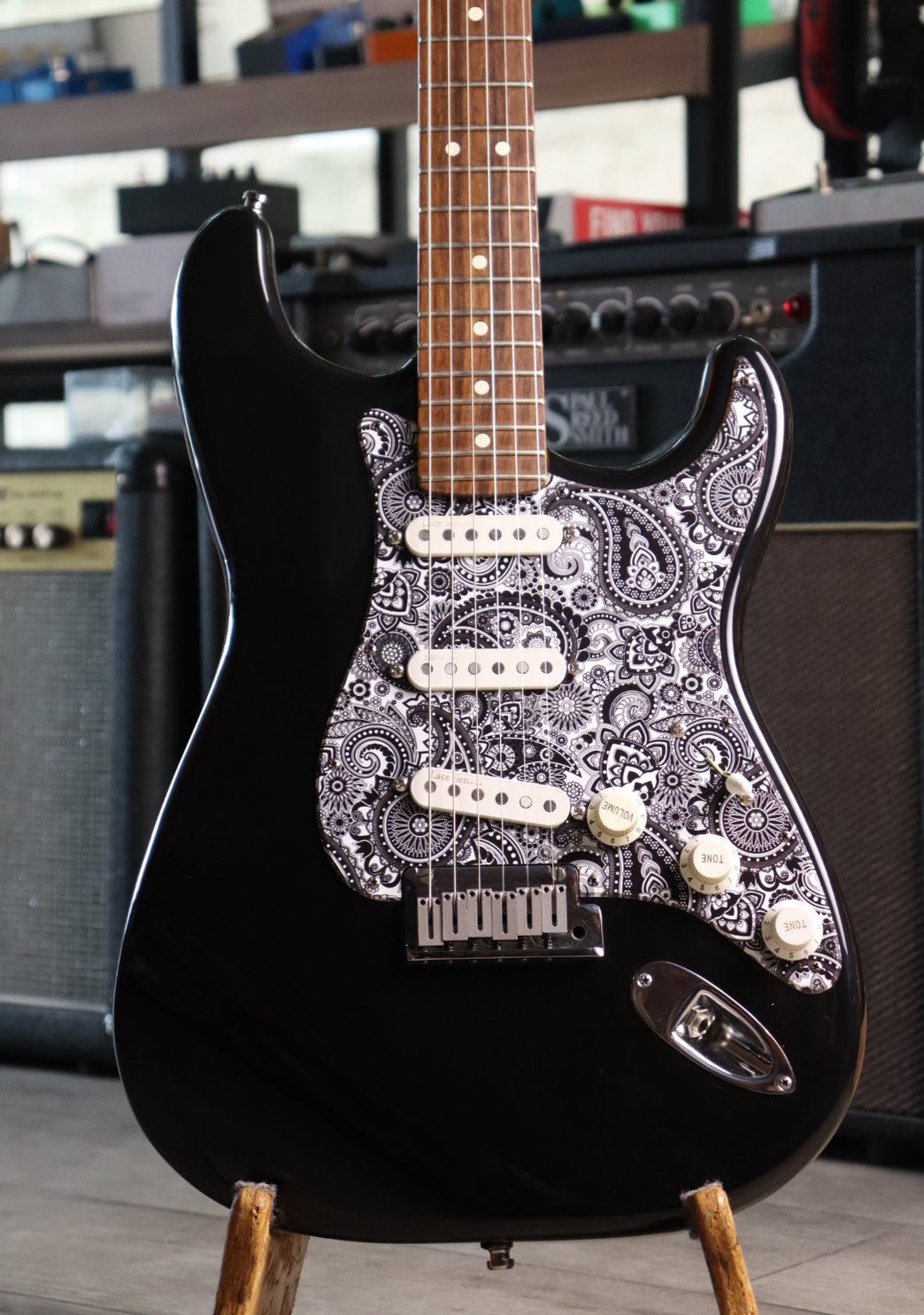 Modifi Founderd Fender American Standard 1998 Black Modifi Noiseless Pu / Pickguard ...