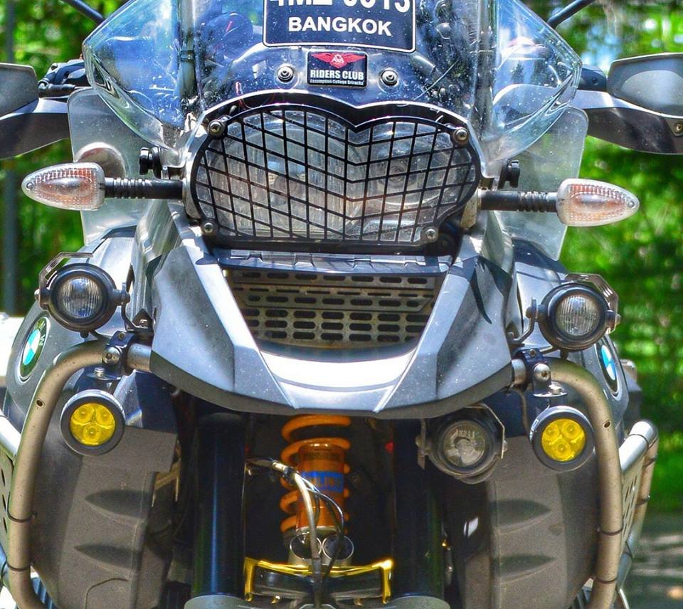 Response from Customer ... ขอบคุณลุงกบที่ส่งรูปไฟ Darla ติดตั้งกับ R1200GS Oil Cooled กลับมาให้ชมครับ