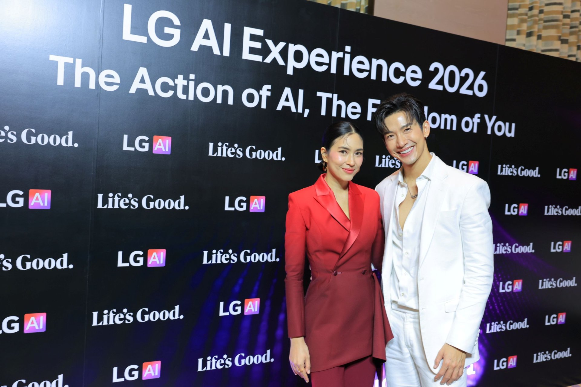 'พุฒ-จุ๋ย' ควงคู่เผยเคล็ดลับชีวิตสุดชิลล์ในงาน "LG AI Experience 2026: The Action of AI. The Freedom of You" เผยโฉมไลน์อัปเครื่องใช้ไฟฟ้าใหม่ ปลดล็อกอิสระให้ชีวิตยุคใหม่