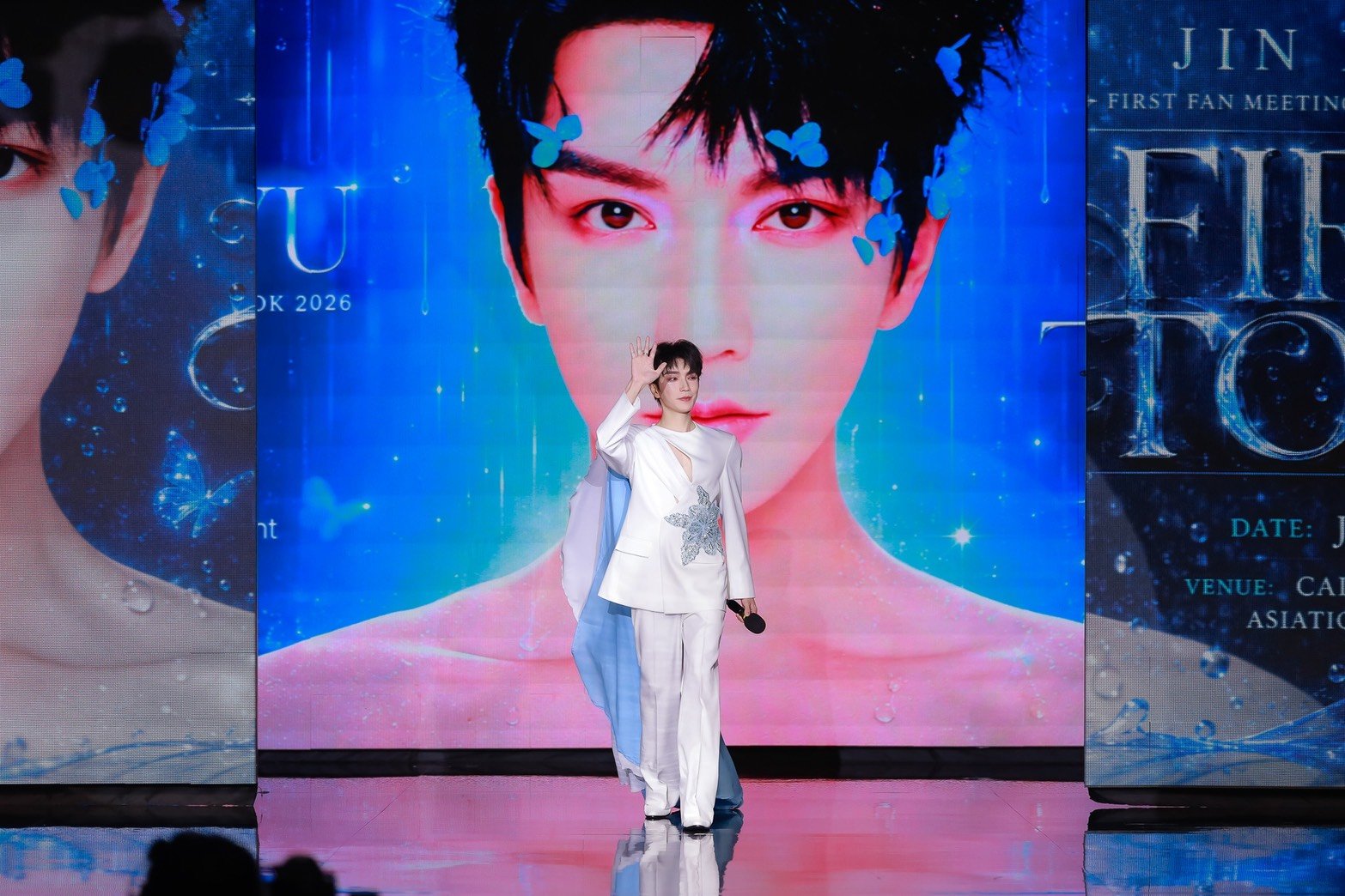 "The Viral Hits" จัดใหญ่ FIRST TOUCH พา 'JIN XUANYU' พบแฟนไทยครั้งพิเศษ กระแสตอบรับอบอุ่น แฟนคลับร่วมงานคึกคัก    
