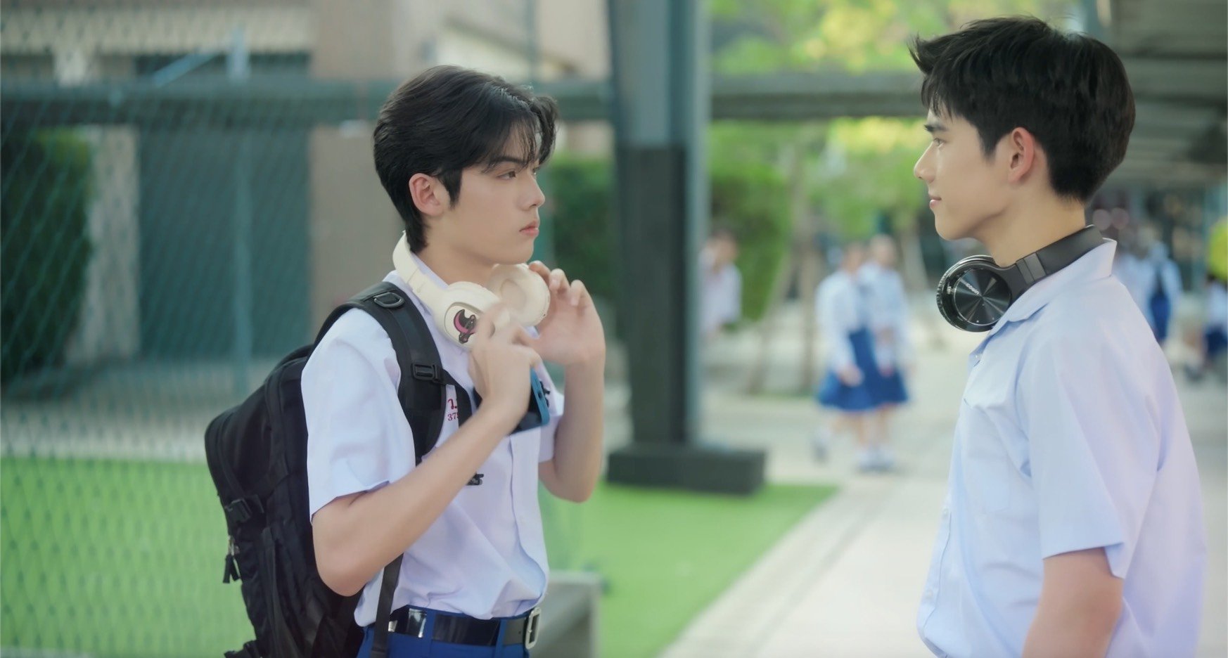 เปิดฉากความสัมพันธ์สุดว้าวุ่น! ลีร์อิต (ยูจีน อัยภณ) กับ พัตเตอร์ (ยูจีน ญาณวัฒน์) จากคู่กัดสู่คู่ที่ต้องจับตามอง?  ใน "CLASS CRUSH CRISIS" เพื่อนสนิทระวังคิดไม่ซื่อ Ep.1