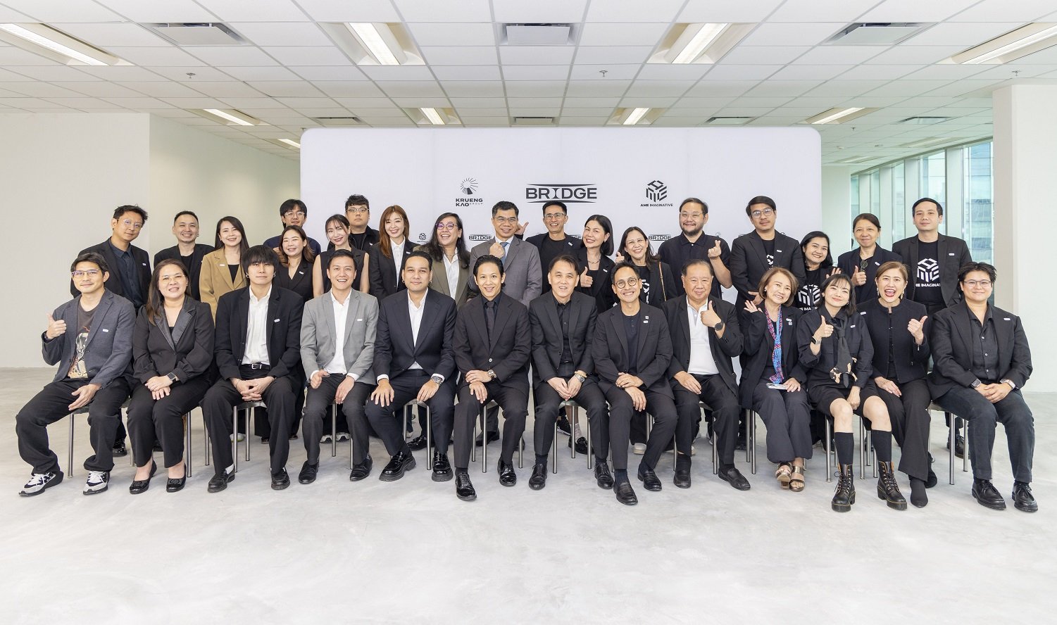 "ครึ่งเก้า GROUP" จับมือ AME Imaginative ร่วมทุนตั้ง Bridge Management โมเดลใหม่ดูแลศิลปินในฐานะ "Business & Growth Partner"