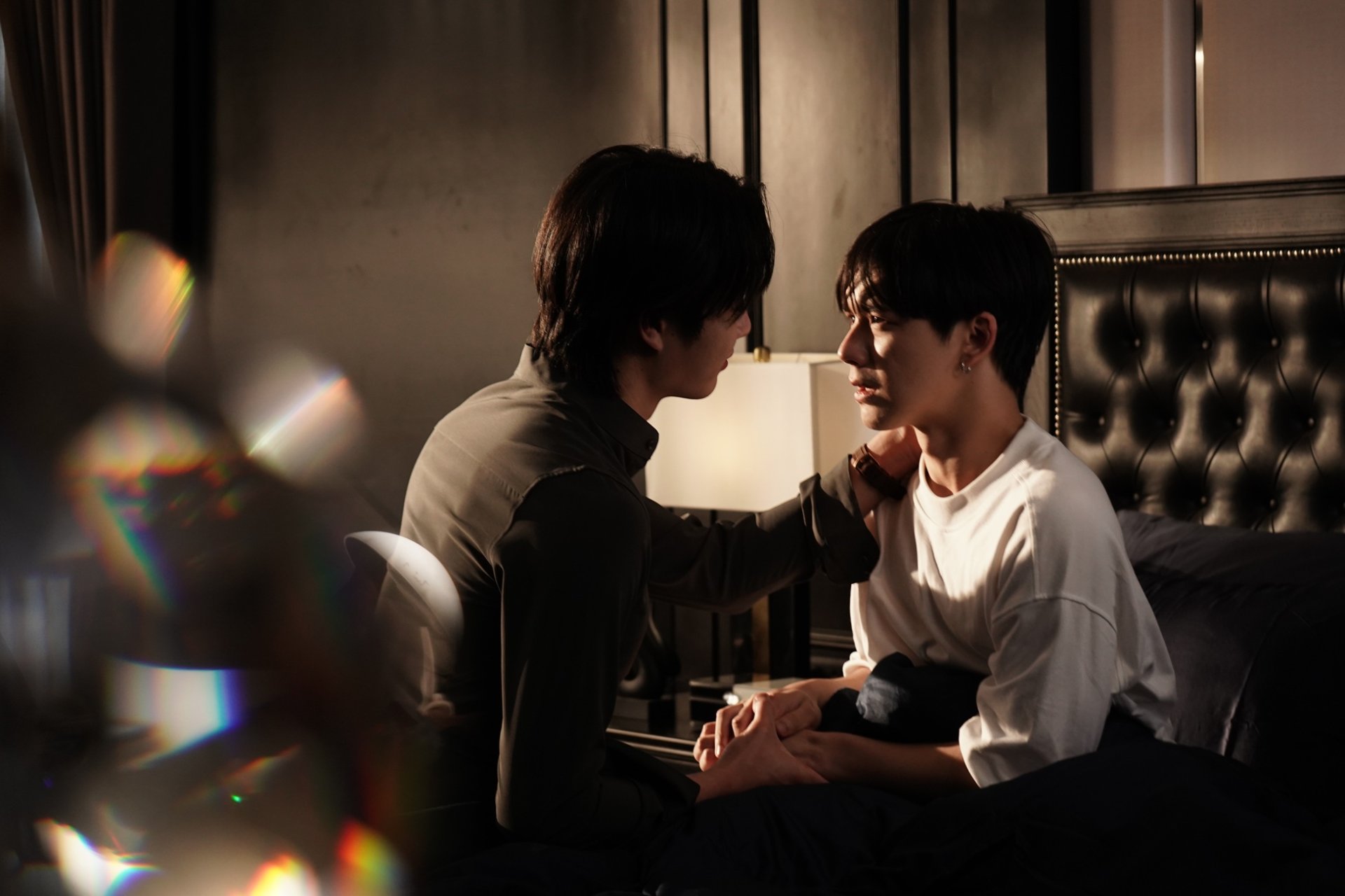 รักสั่นคลอน! 'บอล-ดีม' ถูกขู่แฉความลับแลก 5 แสน ใน "Magic Move ทำนายทายรัก" EP.7 ขณะที่ 'ไปร์ท' ต้องเลือกระหว่างความรักที่มีต่อ 'แทน' หรือต้องเลือกสานฝันเพื่อ 'แม่'