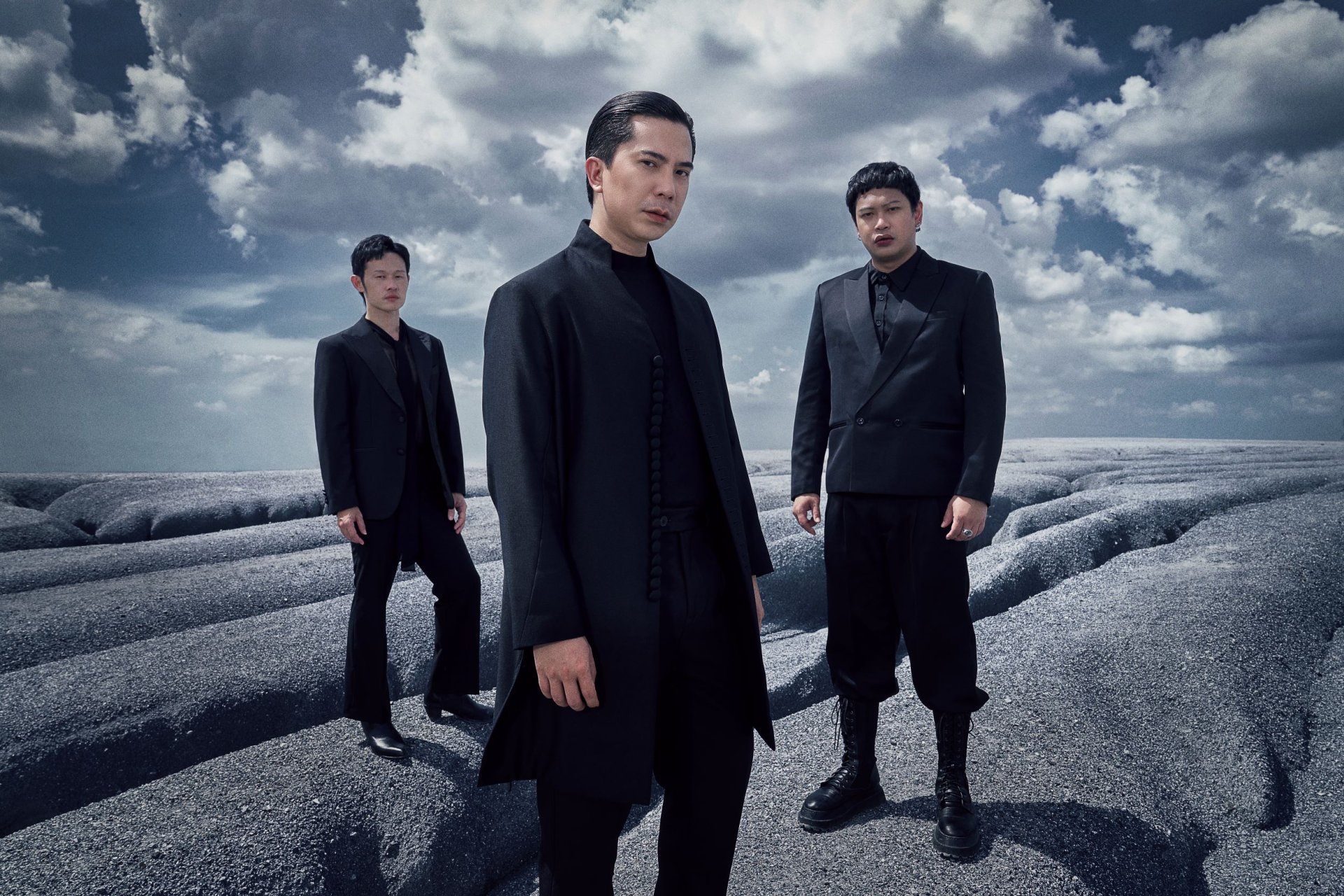 ดังไกลระดับอินเตอร์!! มิวสิกวิดีโอ "Walk The Earth" วง "Slot Machine" คว้า 9 รางวัล!! จาก Global Film Festival Awards และ Hollywood Gold Awards ณ ลอสแอนเจลิส สหรัฐอเมริกา ดังไกลระดับอินเตอร์!! มิวสิกวิดีโอ "Walk The Earth" วง "Slot Machine" คว้า 9 รางวัล!! จาก Global Film Festival Awards และ Hollywood Gold Awards ณ ลอสแอนเจลิส สหรัฐอเมริกา