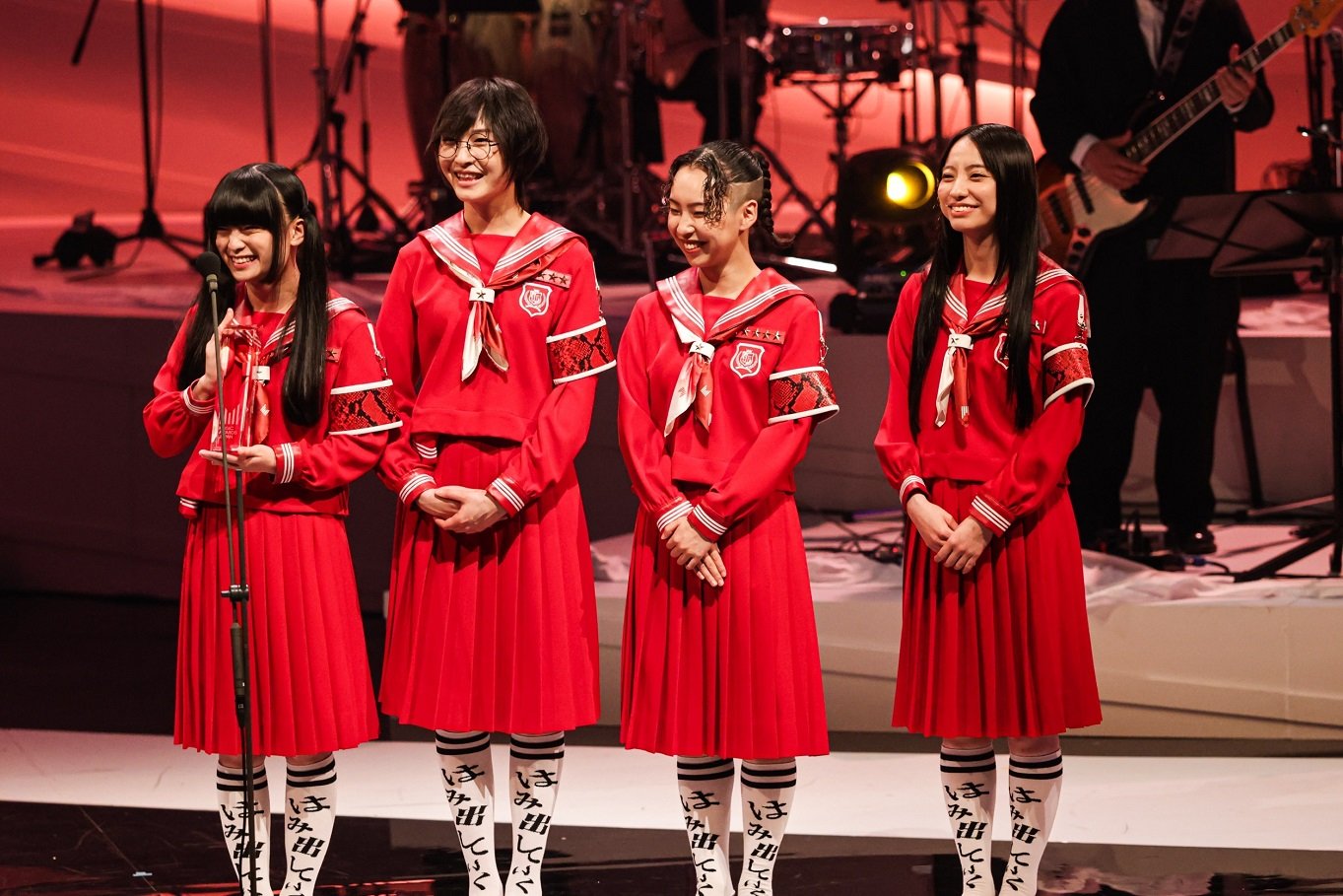  ATARASHII GAKKO!, FRUITS ZIPPER และ CUTIE STREET ฉลองชัยชนะอันยิ่งใหญ่ รวมถึงการเข้าชิงรางวัลบนเวที Music Awards Japan 2025