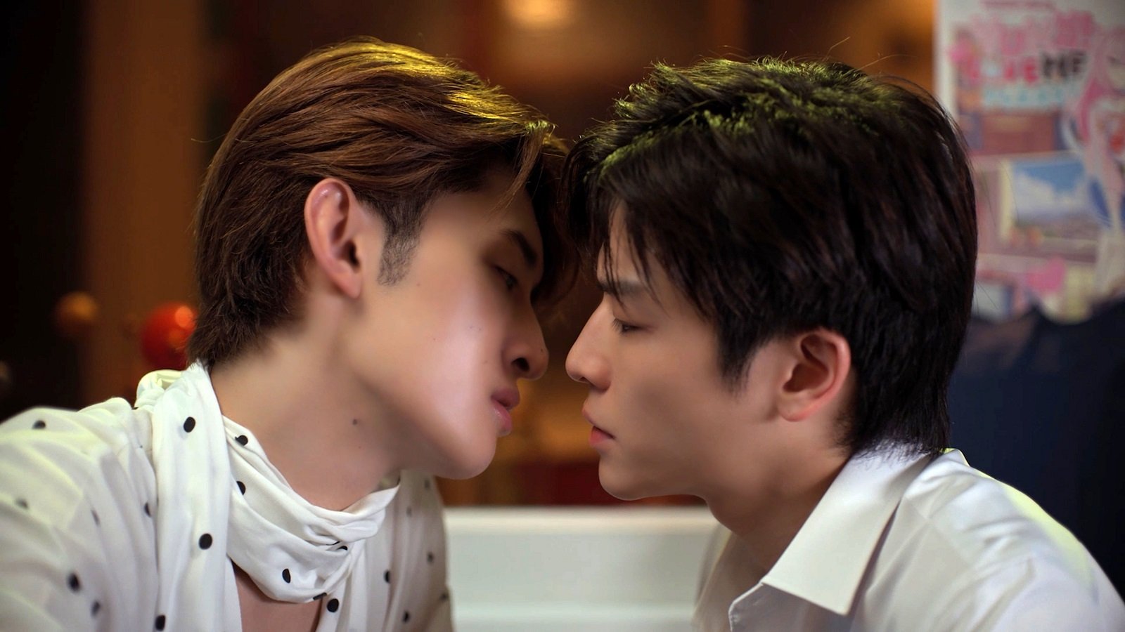 'โคจิ' โซฮอต! 'มาร์ช' แลกคนละหมัด 'วิคเตอร์' 'ยูโด' โซแซ่บ! เอาตัวเองเป็นของขวัญ 'ฟลุ้ค' 'โคจิ' โซฮอต! 'มาร์ช' แลกคนละหมัด 'วิคเตอร์' 'ยูโด' โซแซ่บ! เอาตัวเองเป็นของขวัญ 'ฟลุ้ค'