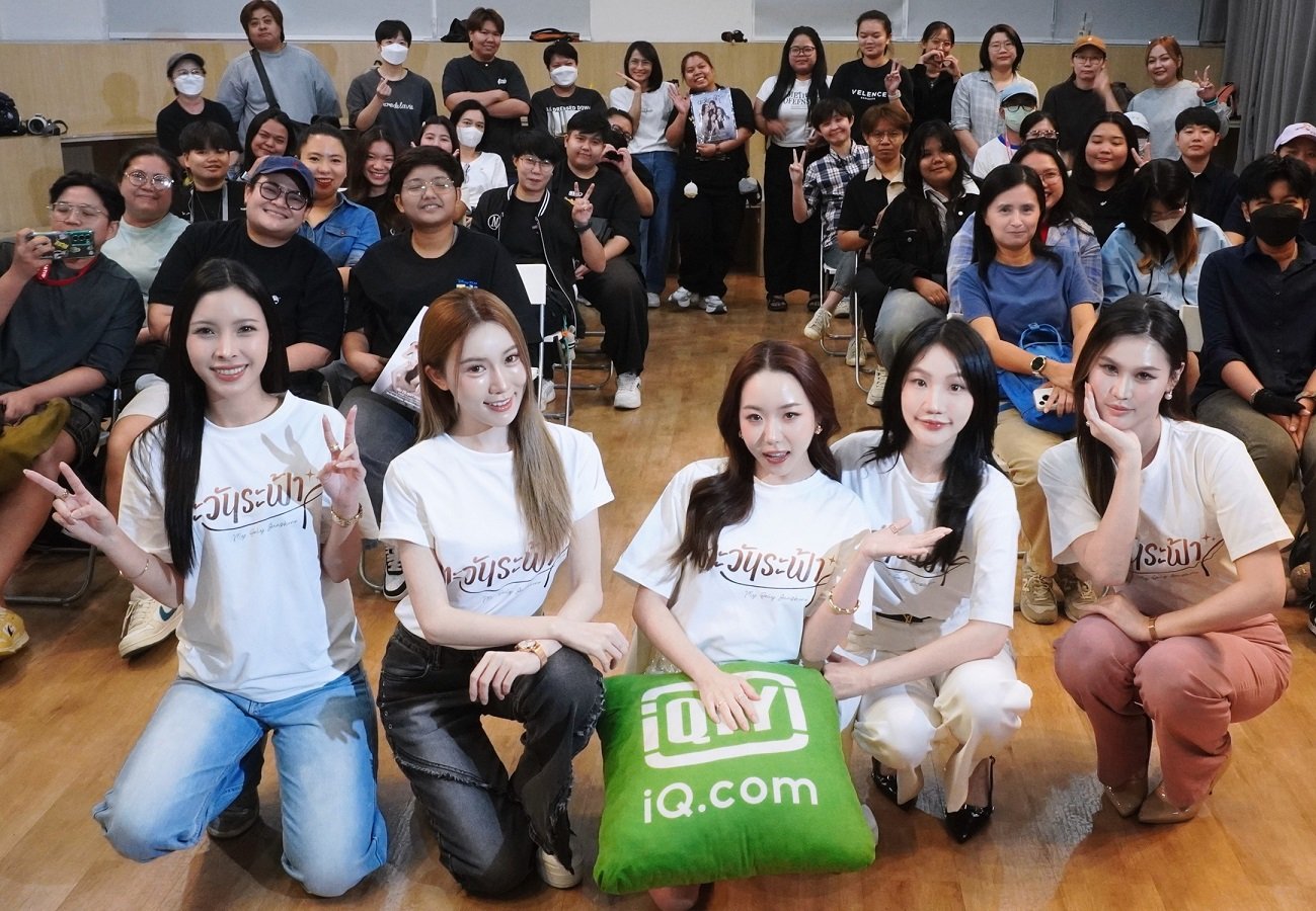 'อะตอม - เมอซีเดส' แจกความหวานทะลุจอ ควงคู่เสิร์ฟความฟิน ในงาน Exclusive First Episode of My Only Sunshine พาแฟนคลับ 50 คนแรก ชมซีรีส์แซฟฟิก "ตะวันระฟ้า" ตอนแรกก่อนใคร!