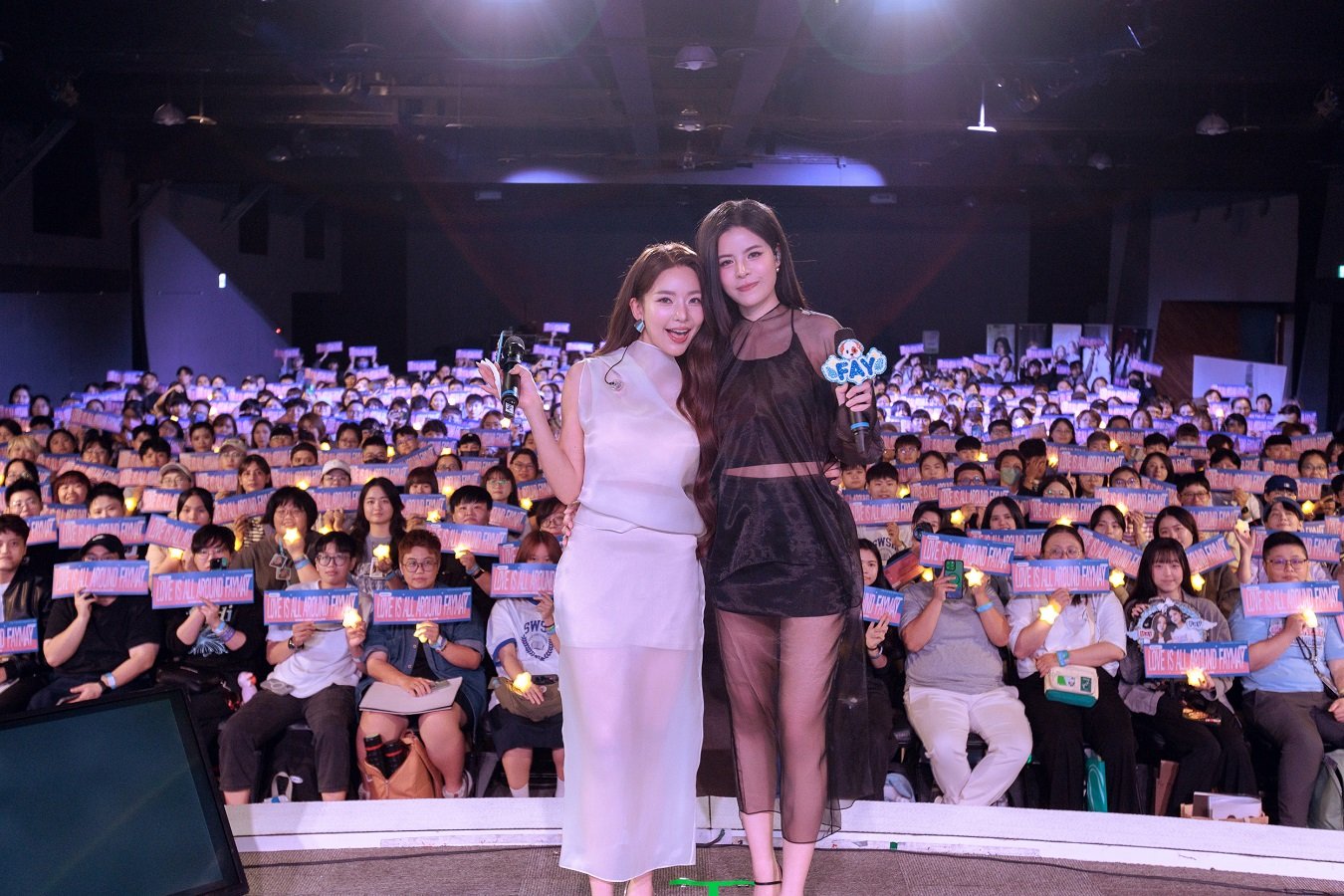 ไทเปอบอวลด้วยความรัก! "เฟ-เมษ์" แท็กทีมเสิร์ฟความสุข จัดแฟนมีตครั้งแรก "FayMay 1st Fan Meeting: Sparkling Blue in Taipei"