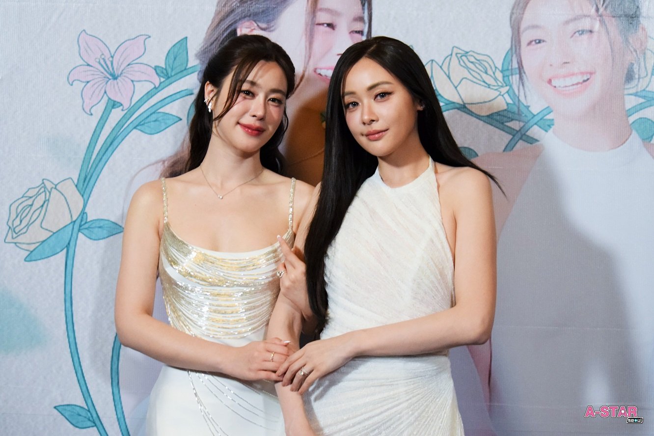 วิวาห์หวานแห่งปี 'อุ้ม-แบม' ปิดโรงหนังลั่นระฆัง! ฉลองมงคลสมรส แฟนๆ ร่วมเป็นพยานรักใน "Fulfill รักเติมเต็ม First Premiere with OomBam"