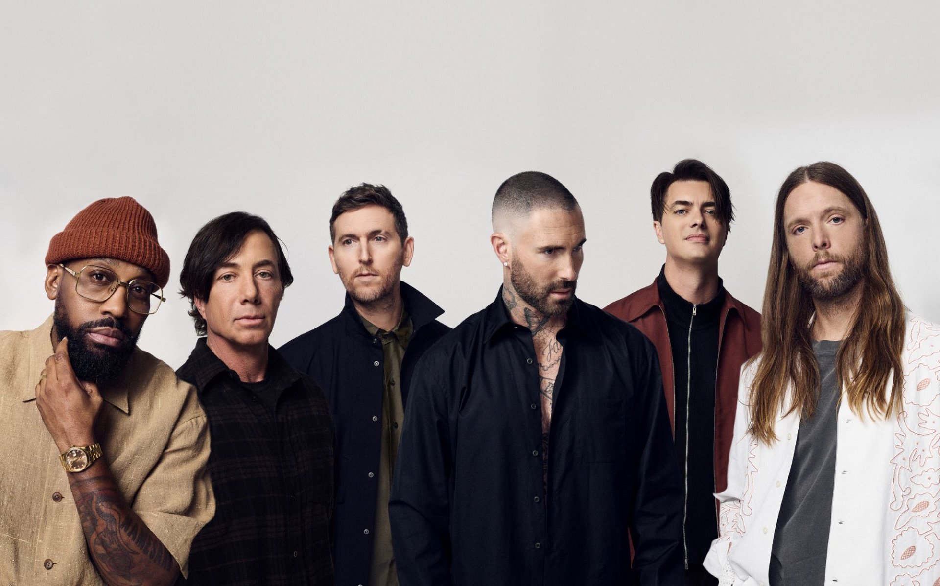 Maroon 5 กลับสู่ซาวด์ที่แฟนๆ คุ้นเคยใน Love Is Like อัลบั้มใหม่ในรอบ 5 ปี ได้ Lil Wayne ร่วมแจม เพิ่มความเท่ให้อีกเท่าตัว