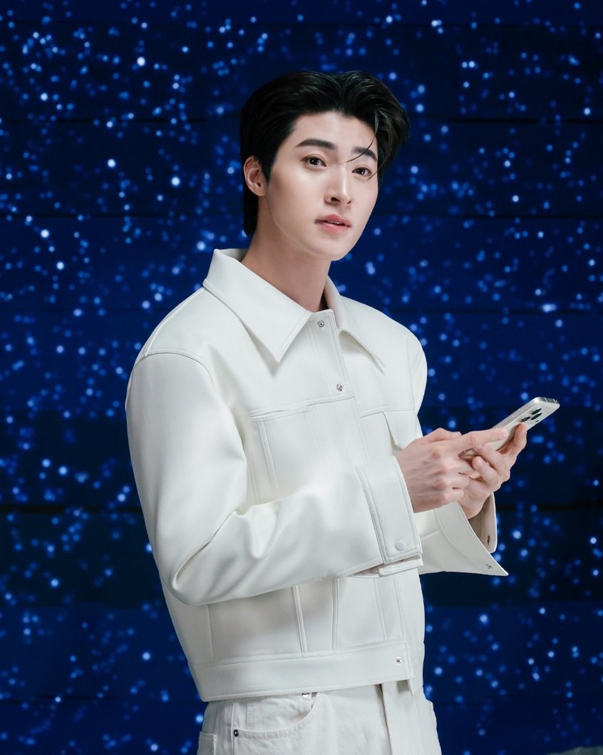 อุ๊ยยังไง! 'บลู พงศ์ทิวัตถ์' ซุ่มควงคู่หูใหม่ วงในเมาท์... "ฉลาดและรู้ใจ" ถึงขั้นมองตารู้กัน!