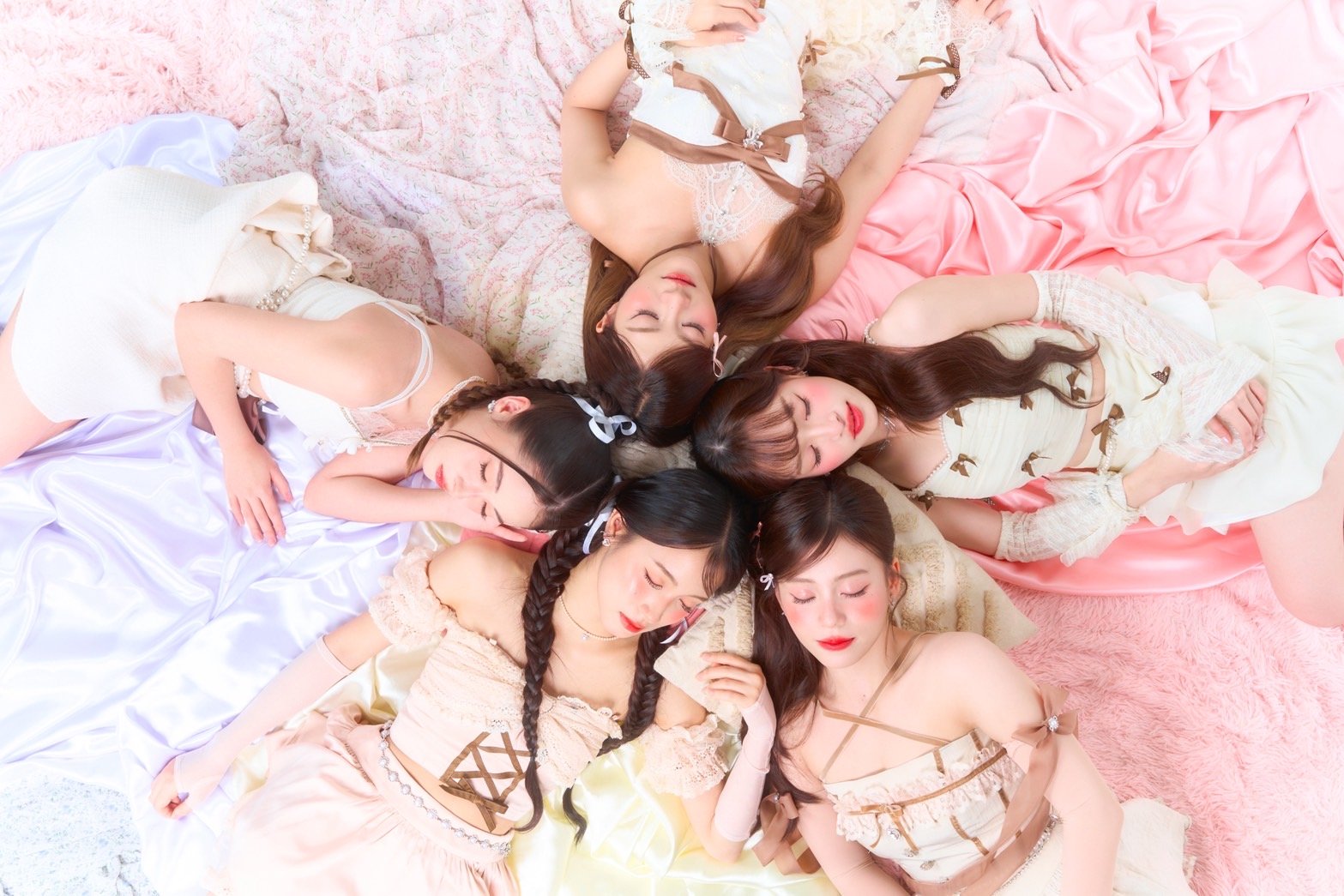 QRRA คัมแบคเสิร์ฟ "Cake Roulette" ชวนลิ้มรสความหวาน 5 รสชาติสุดป๊อป