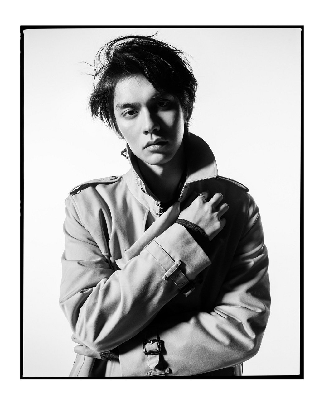 แฟชั่นไอคอนตัวจริง! 'ไบร์ท วชิรวิชญ์' หล่อขึ้นเฟรมแคมเปญระดับโลก ร่วมกับเหล่าคนดัง ฉลอง 170 ปี Burberry