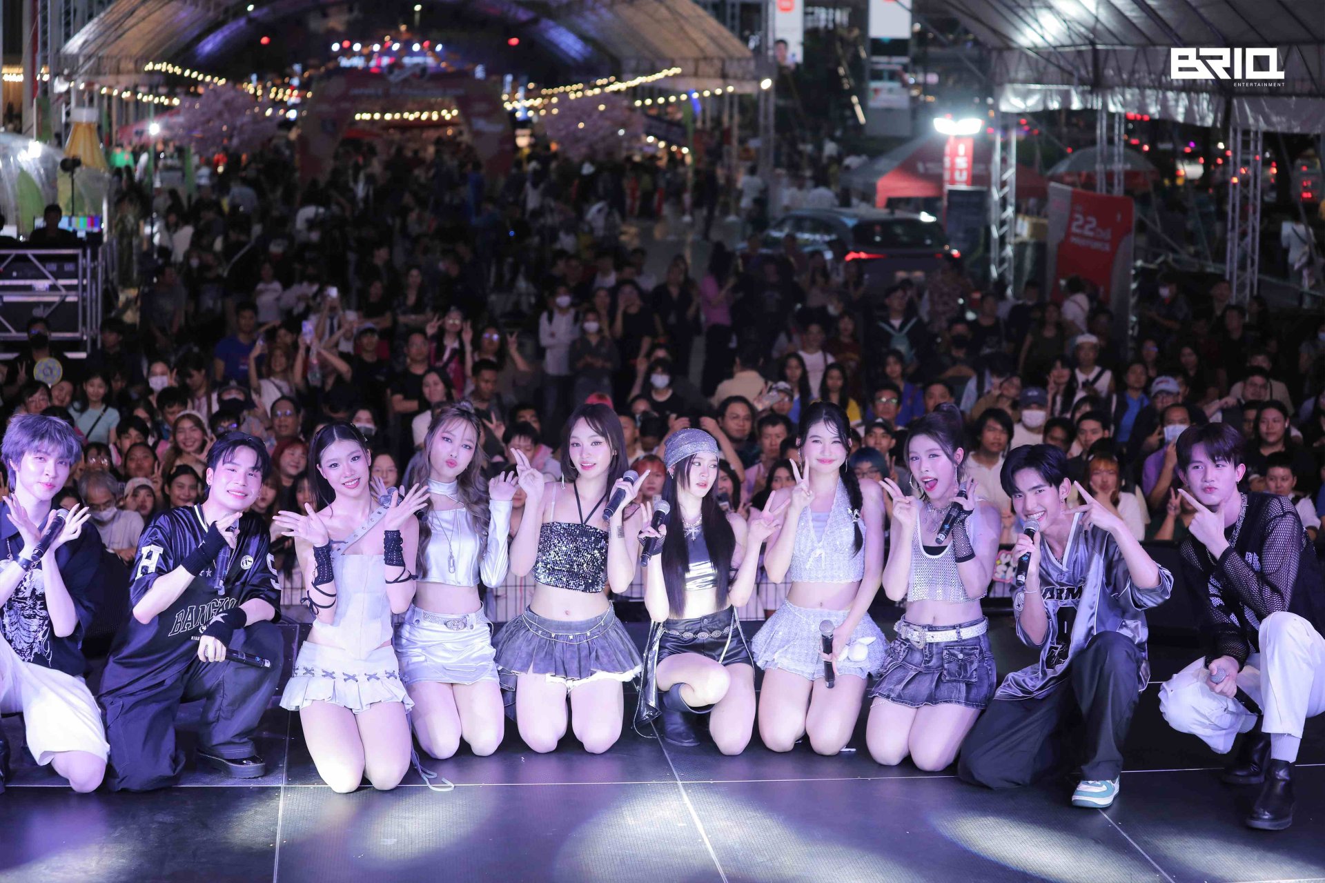 D-NA, Wizzle และ NEVONE ตัวแทน 3 ศิลปินไทยบนเวที KAZE STAGE ประเดิมวันแรกงาน JAPAN EXPO THAILAND 2025 สร้างความประทับใจทั้งแฟนเพลงไทย และต่างชาติ