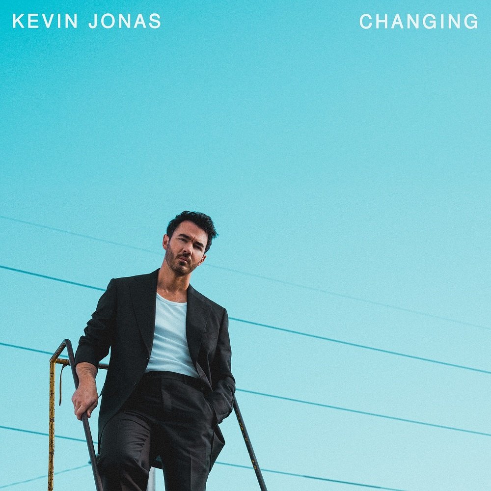 Kevin Jonas จาก Jonas Brothers เดบิวต์ศิลปินเดี่ยวด้วยเพลงใหม่ "Changing" นำเสนอตัวตนและความสามารถทางดนตรีได้อย่างเต็มเปี่ยม