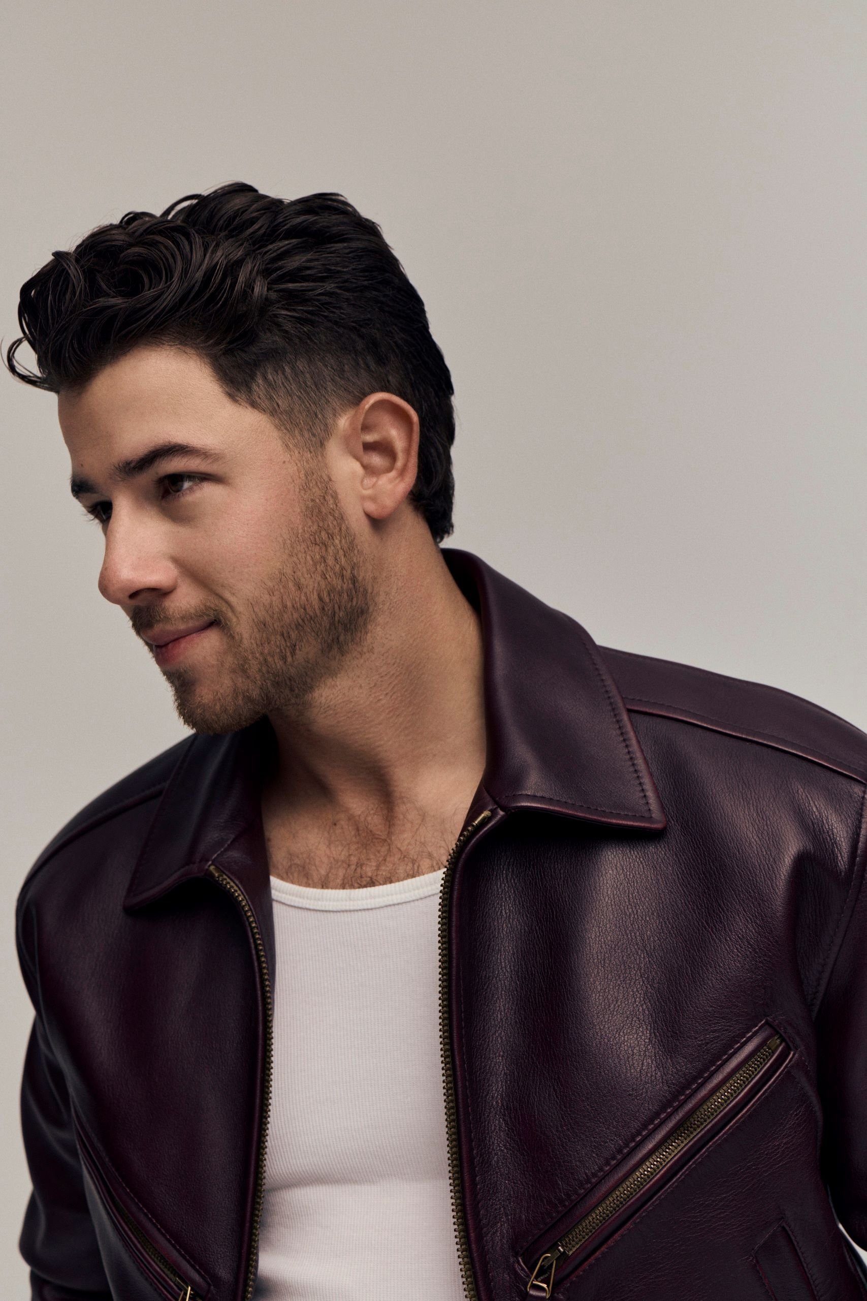 Nick Jonas เตรียมปล่อย Sunday Best อัลบั้มใหม่ในรอบเกือบ 5 ปี ถ่ายทอดตัวตนของเขาอย่างใกล้ชิดและจริงใจกว่าที่เคย ฟังพร้อมกันทั่วโลก 6 ก.พ. 2026