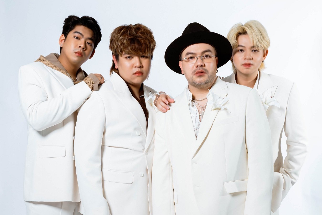 DNA!! เจ้าพ่อเพลงเศร้าขยี้น้ำตา "โอ๊ต ปราโมทย์" ชวน "Only Monday" ร่วมฟีทซิงเกิลใหม่ ทัชใจคนแพ้.. เพลง "ขี้แพ้คนเดิม" (Unchanged)