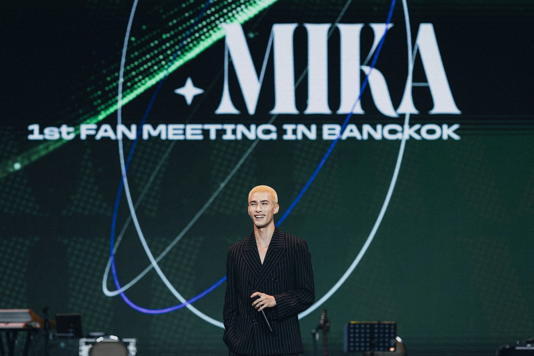 THAILAND CHECK! MIKA ติ๊กถูกทุกข้อ! หล่อ ขี้เล่น ร้องเพลงเพราะ ครบจบที่นี่ที่เดียว ใน MIKA 1st FAN MEETING IN BANGKOK