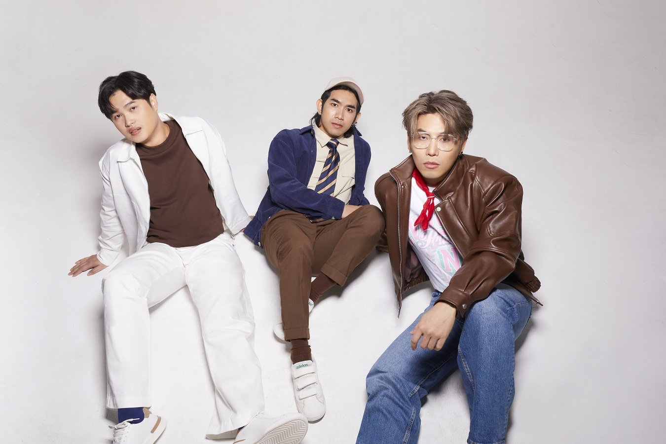 Whats Up ปล่อยซิงเกิลใหม่! "ไม่อยากรู้ (ว่าเธออยู่กับเขา)" เพลงรักซึมๆ ของคนในอดีตที่ปล่อยวางไม่ได้สักที