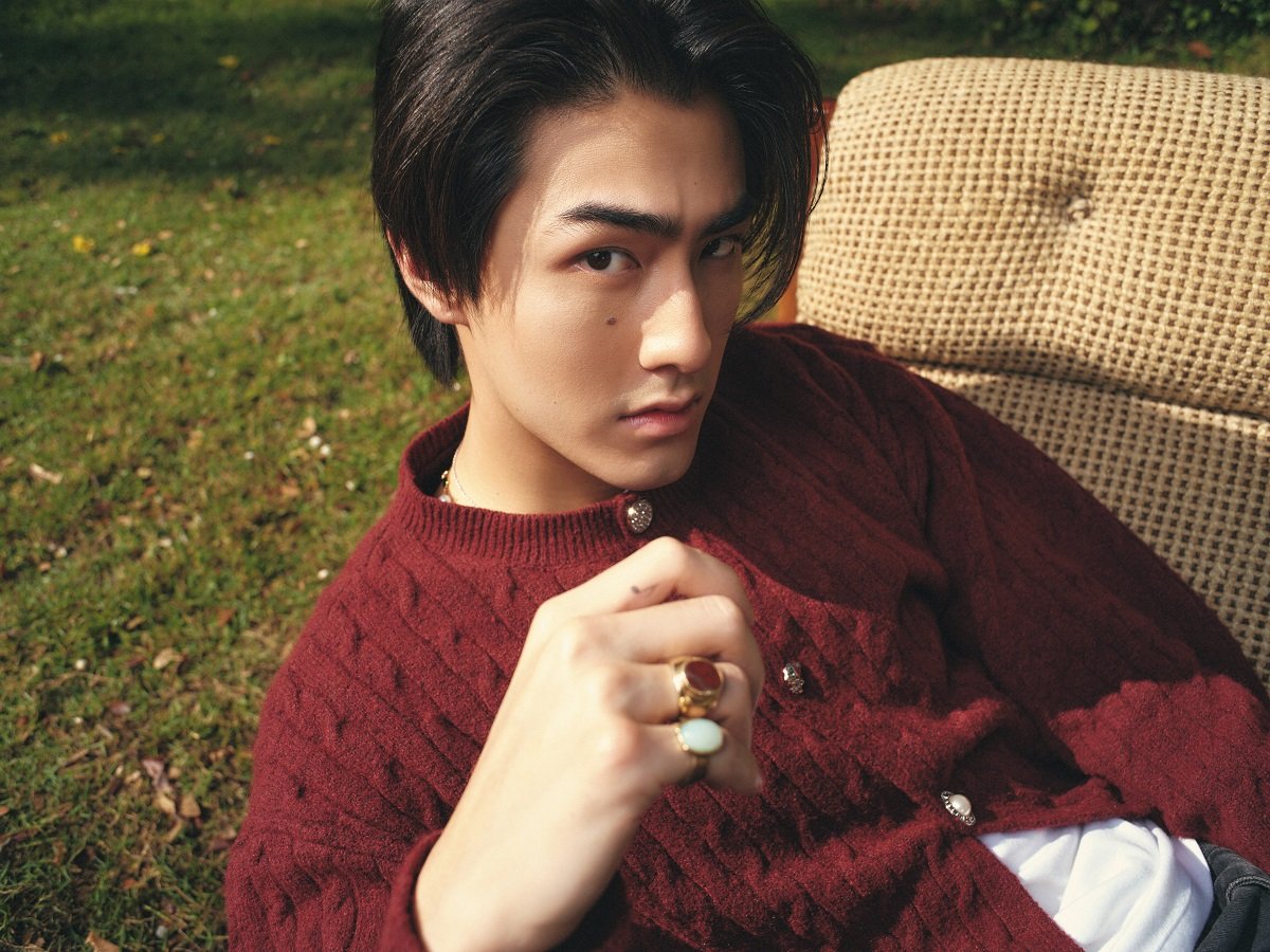 JAOKHUN ประเดิมซิงเกิลแรก "แสนวิเศษ (Gifted) Ft. BLVCKHEART" ภายใต้สังกัด Sony Music Thailand สะท้อนพัฒนาการทางดนตรีที่เติบโตขึ้น