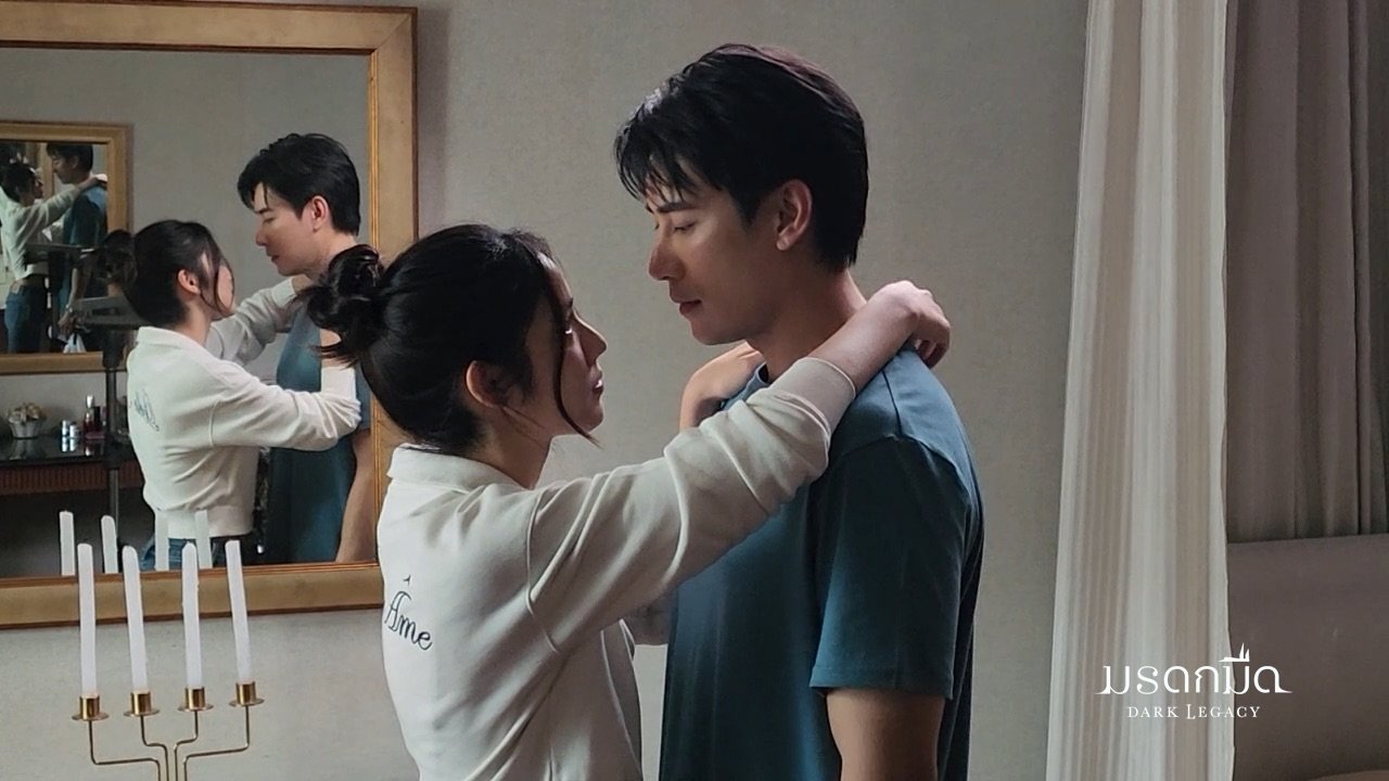 รักกัน ชอบพอกันตอนไหนเนี่ยยย ซีนคิส 'พี่เคน-น้องมิ้นชิ' ในซีรีส์ "มรดกมืด" พุธที่ 28 นี้