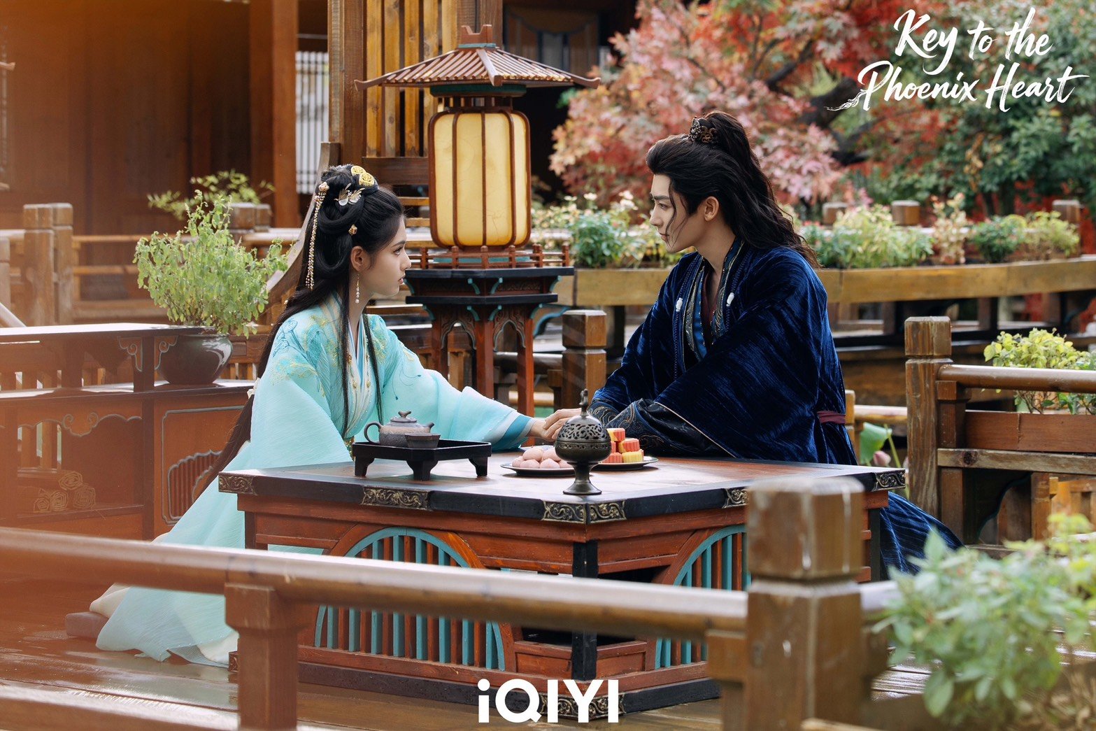 เปิดปมรักที่ซ่อนความลับ! iQIYI Original "Key to the Phoenix Heart ชะตารักกระดูกปักษา"  ซีรีส์ แต่งก่อนรักทีหลัง ที่มาพร้อมเกมชิงอำนาจและการไขคดีสุดเข้มข้น รับชมได้แล้ววันนี้