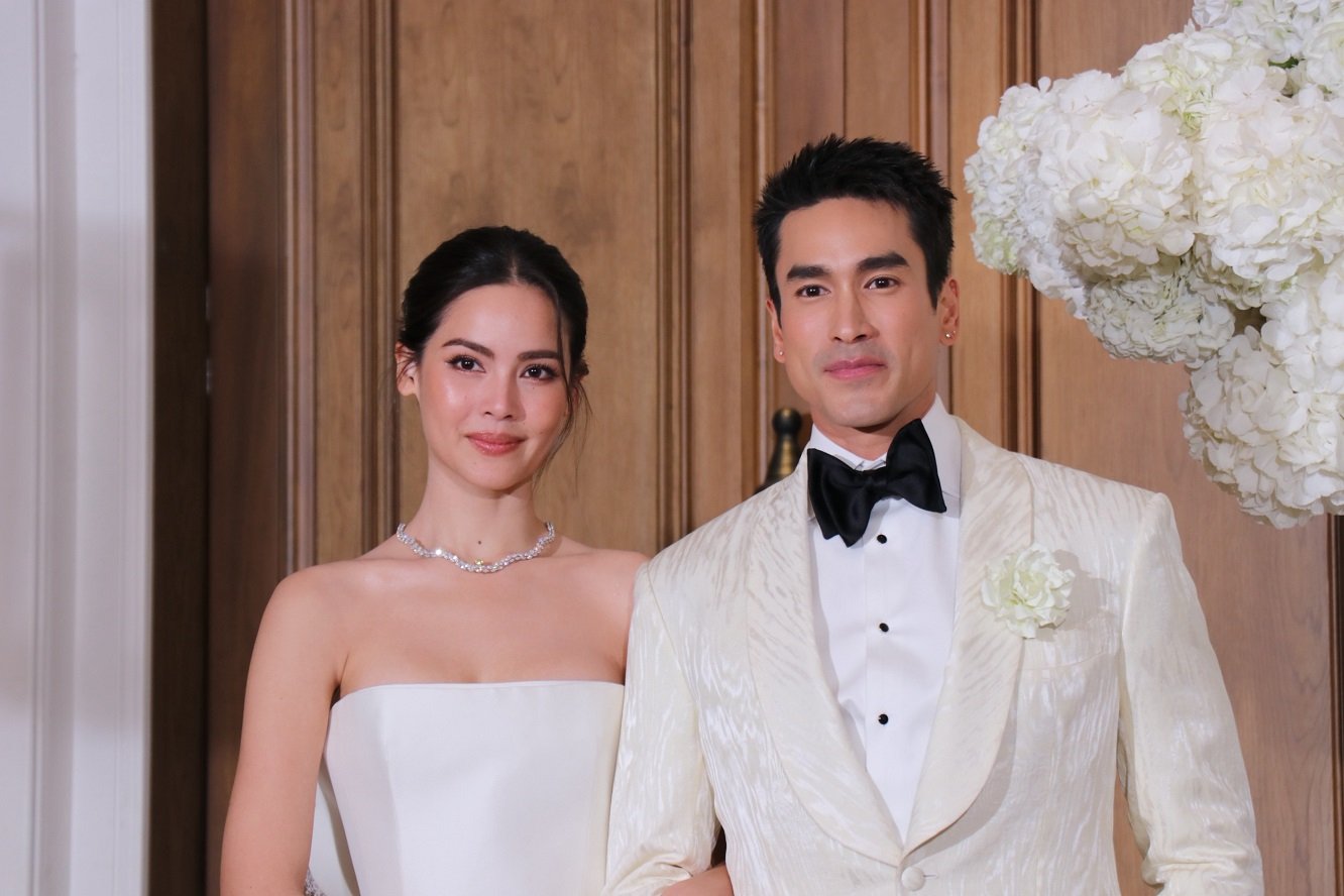 โมเมนท์แห่งปี! 'ญาญ่า-ณเดชน์' ฉลองมงคลสมรส ณ โรงแรมดุสิตธานี อย่างอบอุ่น