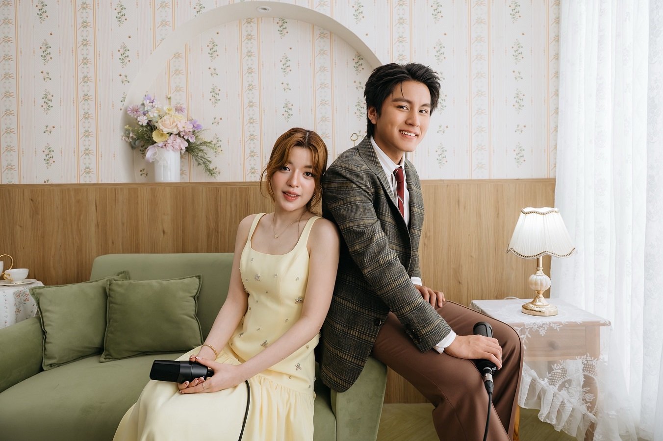 เคมีหวานละมุน! 'จ๋า พราวเพชร' จับคู่ 'บูม สหรัฐ' คัฟเวอร์เพลง "ใจเอย" แฟนๆ ฟินทั้งไทม์ไลน์