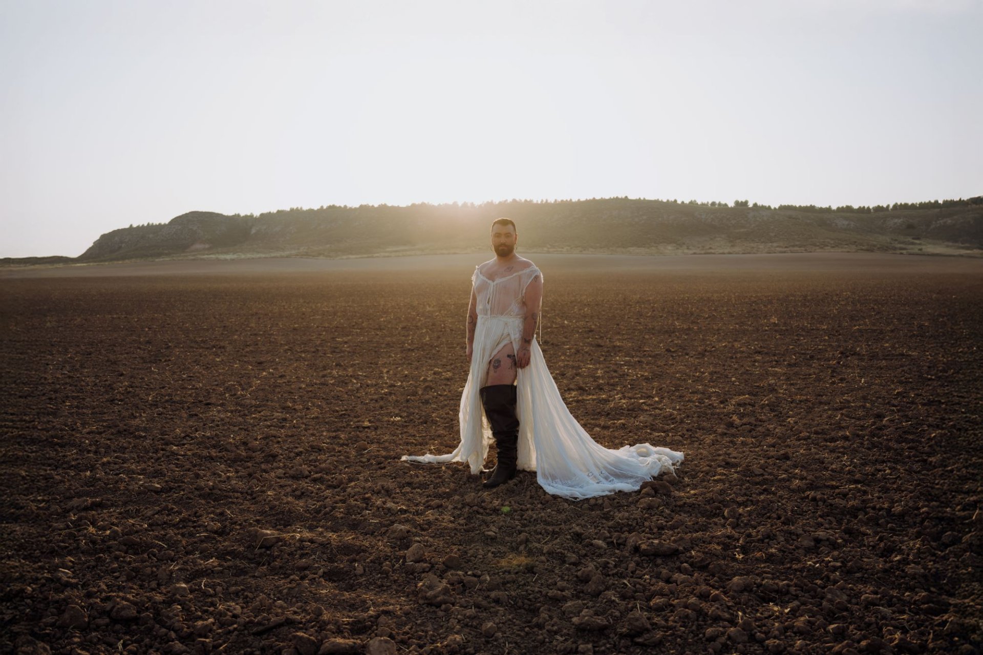 Sam Smith เปิดหัวใจแบบไร้เกราะในอัลบั้มชุดที่ 5 Hazel Eyes พร้อมส่งซิงเกิล "Constant Companion" พาเข้าสู่โลกแห่งความรักที่จริงใจที่สุด