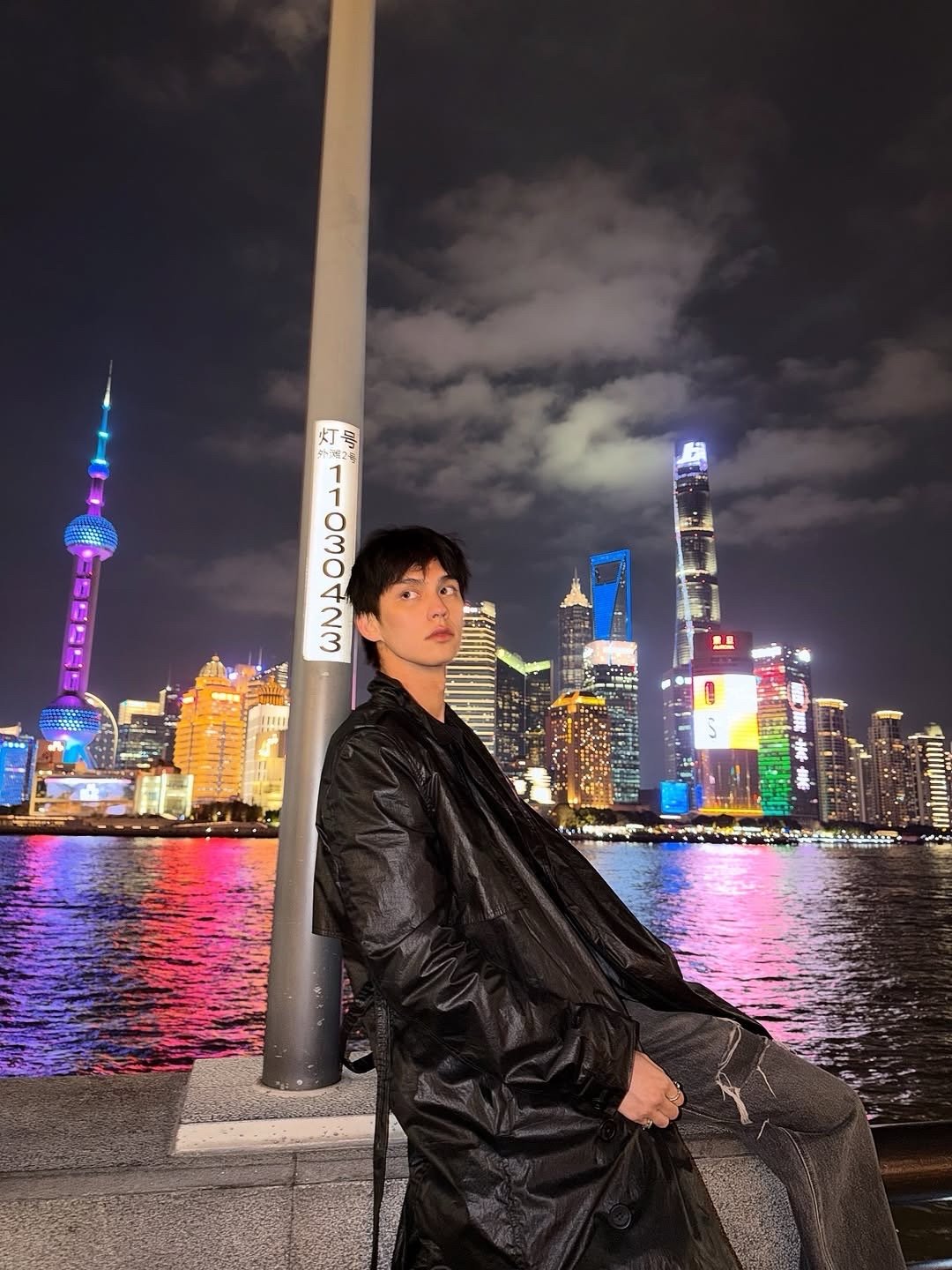 'ไบร์ท วชิรวิชญ์' เดินสายแฟชั่นวีก-เข้าสตูดิโอระดับโลก เก็บประสบการณ์ก่อนปล่อยผลงานครั้งต่อไป