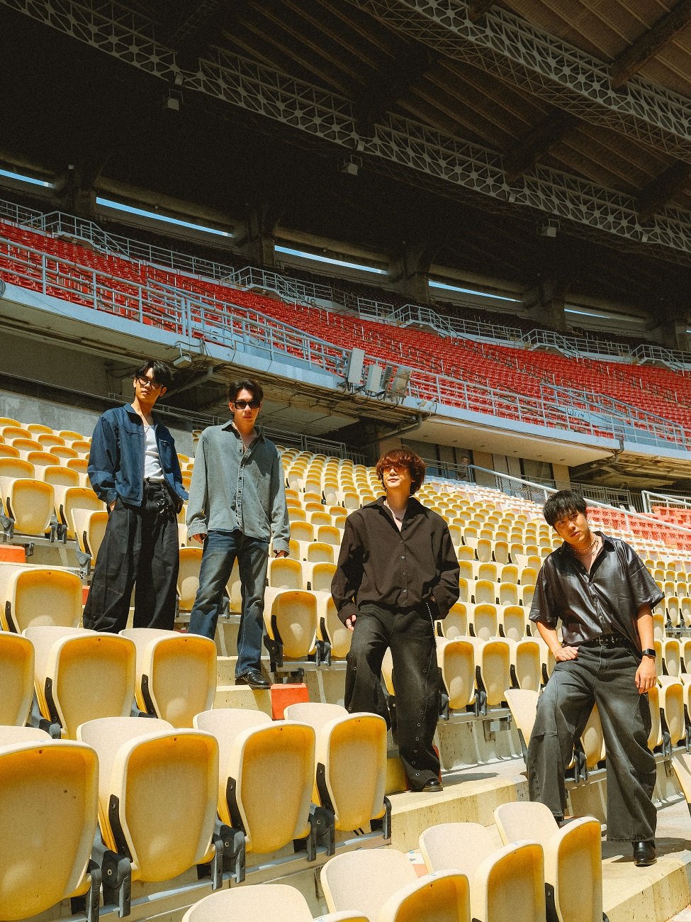 โซเชียลฮือฮา! เปิดวาร์ปหนุ่มหน้าใสเลือดใหม่ genie records หลังโดนตกยกแก๊งในคอนเสิร์ต G27