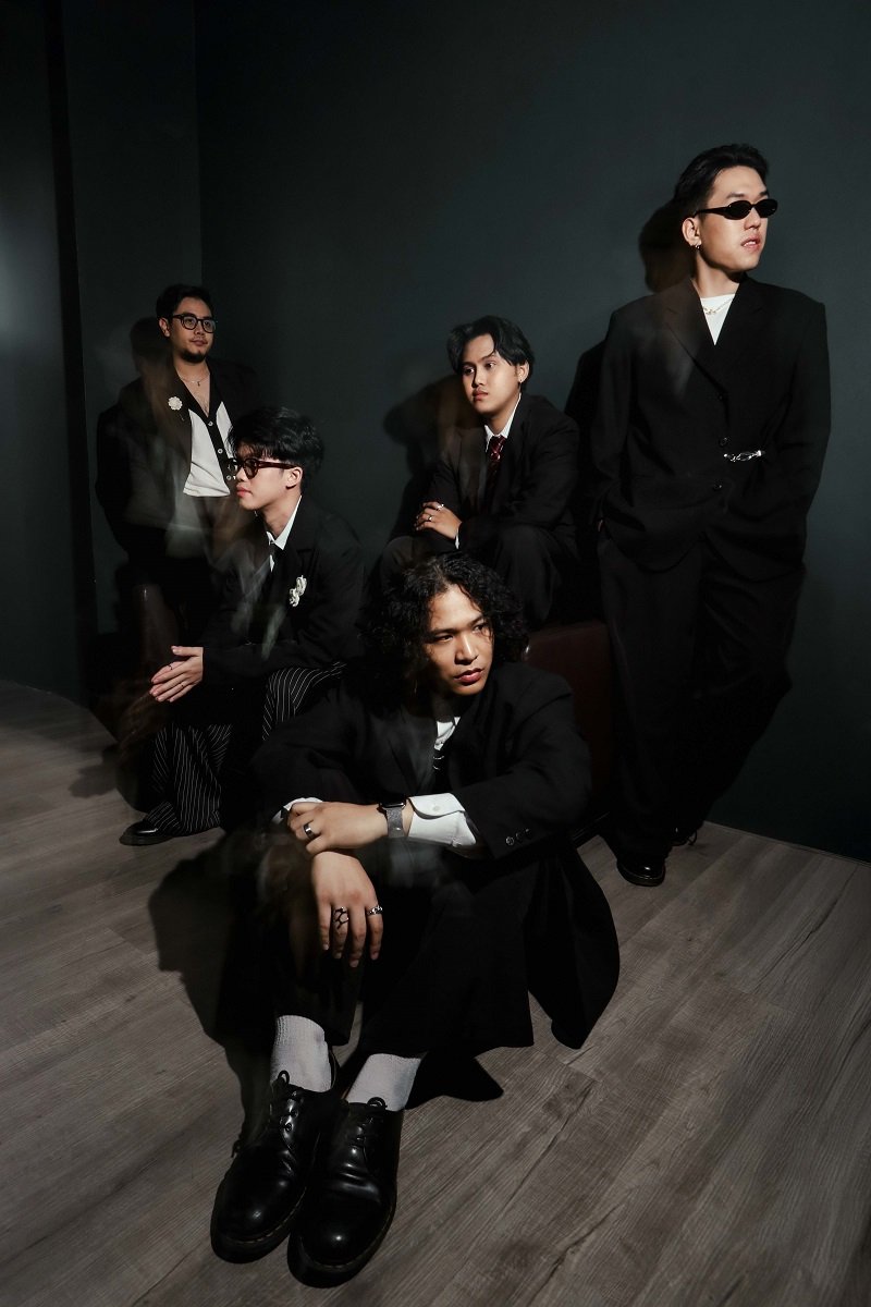 "ไม่บอกก็รู้" เพลงซึ้งเพลงใหม่จาก 'คอร์นบอย' ที่อยากให้ทุกคนเปิดดังๆ ให้ไปถึงคนหมดใจฟัง จะได้รู้กันโดยไม่ต้องบอก