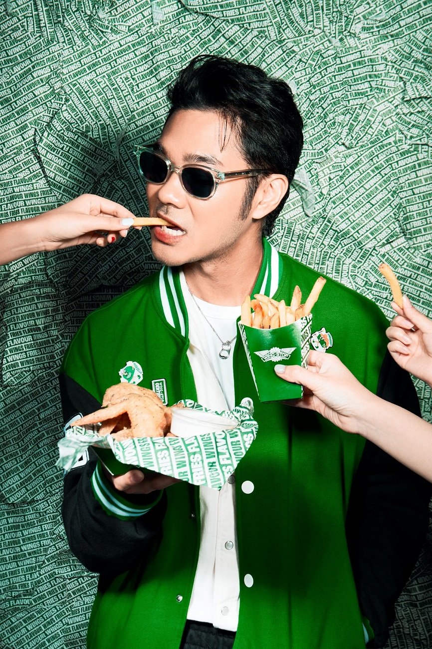 สิ้นสุดการรอคอย! "Wingstop" แบรนด์ระดับโลกบุกไทยสาขาแรกที่ MBK Center ประกาศชัด "ไม่ใช่ธุรกิจไก่ทอด" แต่เป็น "ธุรกิจแห่งรสชาติ 'เนม-ปราการ ไรวา' ขึ้นแท่น "Wingstop Bro" บริหารธุรกิจเต็มตัวครั้งแรก