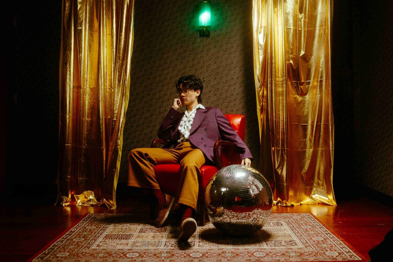 "ใครก็ได้ที่ไม่ใช่เธอ (another you)" เพลงบีทดีดใจ เอาไว้ดีดใครบางคนที่ลืมเท่าไหร่ ก็ไม่สำเร็จ ลบยังไงก็ไม่มีวันเลือน จาก 'ซีน' zene