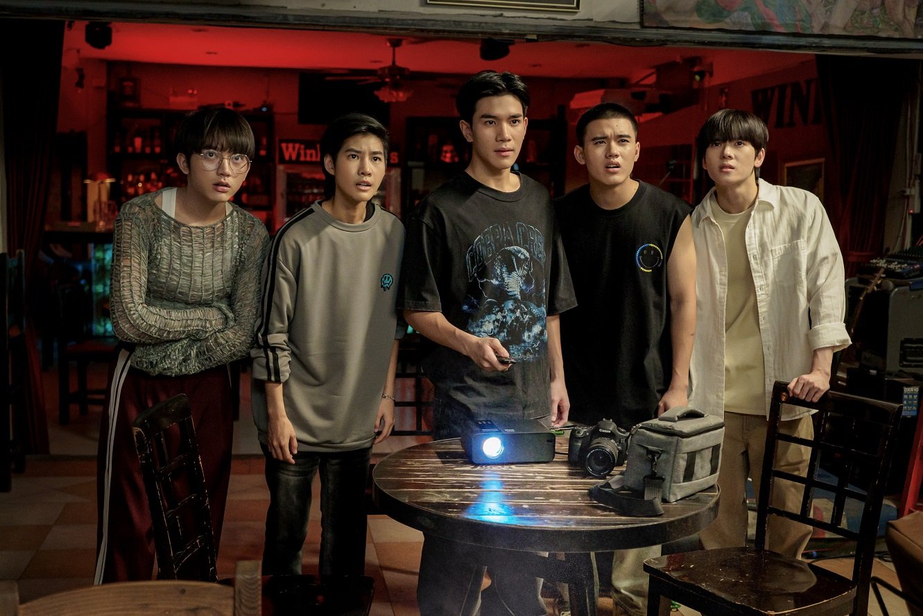 "เธอทีน สตูดิโอ" ทุ่มทุน ปลุกชีพสวนน้ำร้าง 'โฟร์ท-ยอร์ช' เทคิวถ่าย "กฤษดาพาราไดซ์"