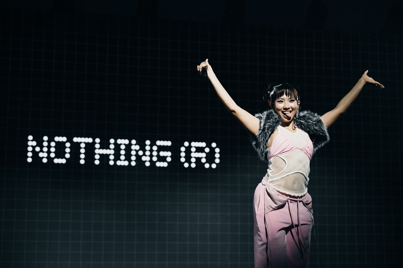 Nothing Thailand เสิร์ฟซีนใหญ่ "ตั้งตัวแล้ว พร้อมขอ MILLI" ตกหลุมรักเต็มๆ หลังสบตาในงานเปิดตัว Phone (4a) Series และ Headphone (a) 