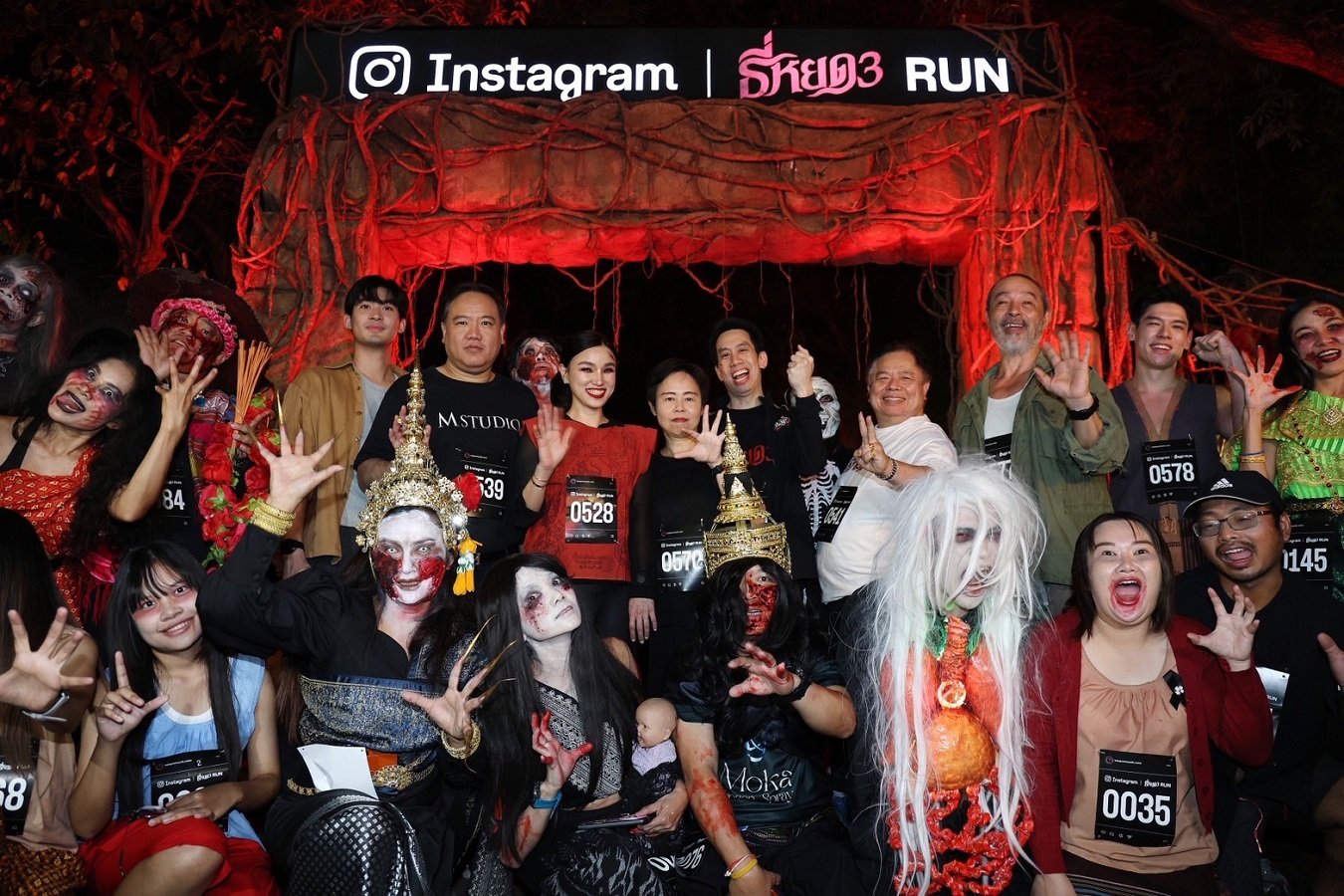 ปิดตำนานไตรภาค "ธี่หยด" อย่างยิ่งใหญ่ กับงาน "Instagram ธี่หยด3 RUN" รวมพลังแฟนหนัง ฉลองรายได้รวมในไทยต่างประเทศกว่า 2,000 ล้าน ก่อนเปิดปฐมบทใหม่ "สมิงเขาขวาง"