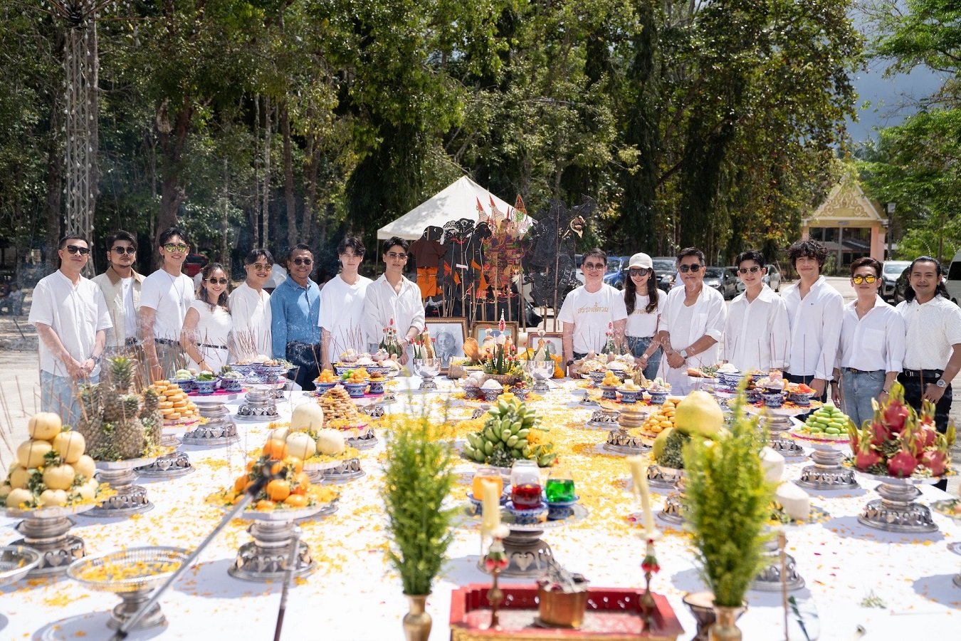 ภาพยนตร์ "สรรพลี้หวน" เปิดตัวสุดยิ่งใหญ่! ค่าย "มูฟวี่ สตูดิโอวีไอพี" จับมือ "เอกชัย ศรีวิชัย" นำทัพนักแสดงบวงสรวง-จัดคอนเสิร์ตเปิดตัว ณ วัดเขาน้อย นครศรีฯ