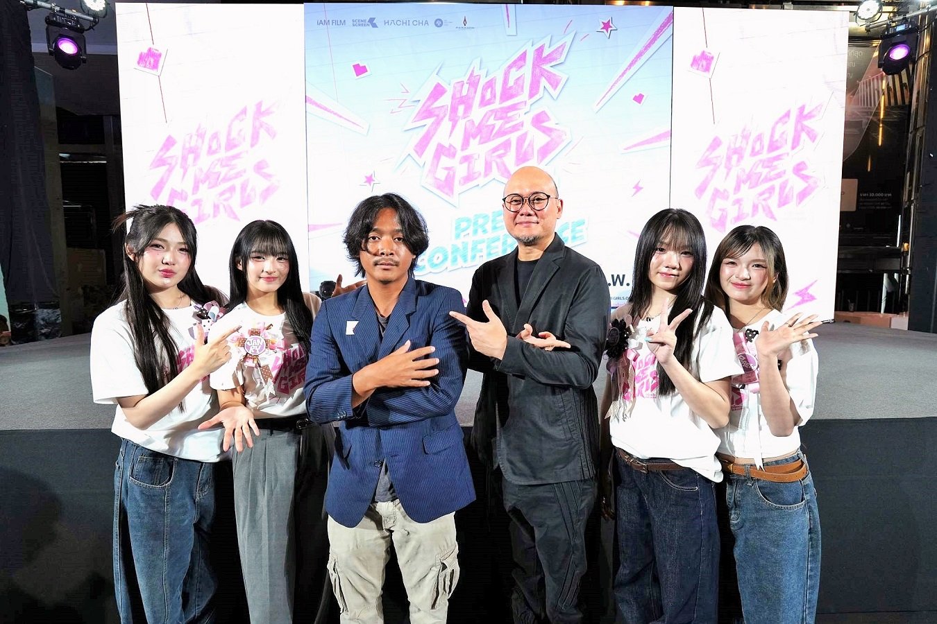 "อินดิเพนเด้น ฟิล์ม" เล่นใหญ่ทำถึง! เปิดตัวซีรีส์ "Shock Me Girls รักช็อตใจ ยัยช็อตฟีล" ยกทัพนักแสดงนำ 'โมเน่ต์-แพรว-แจนรี่-มารีน' ปักหมุดความฟิน 28 ก.พ.นี้