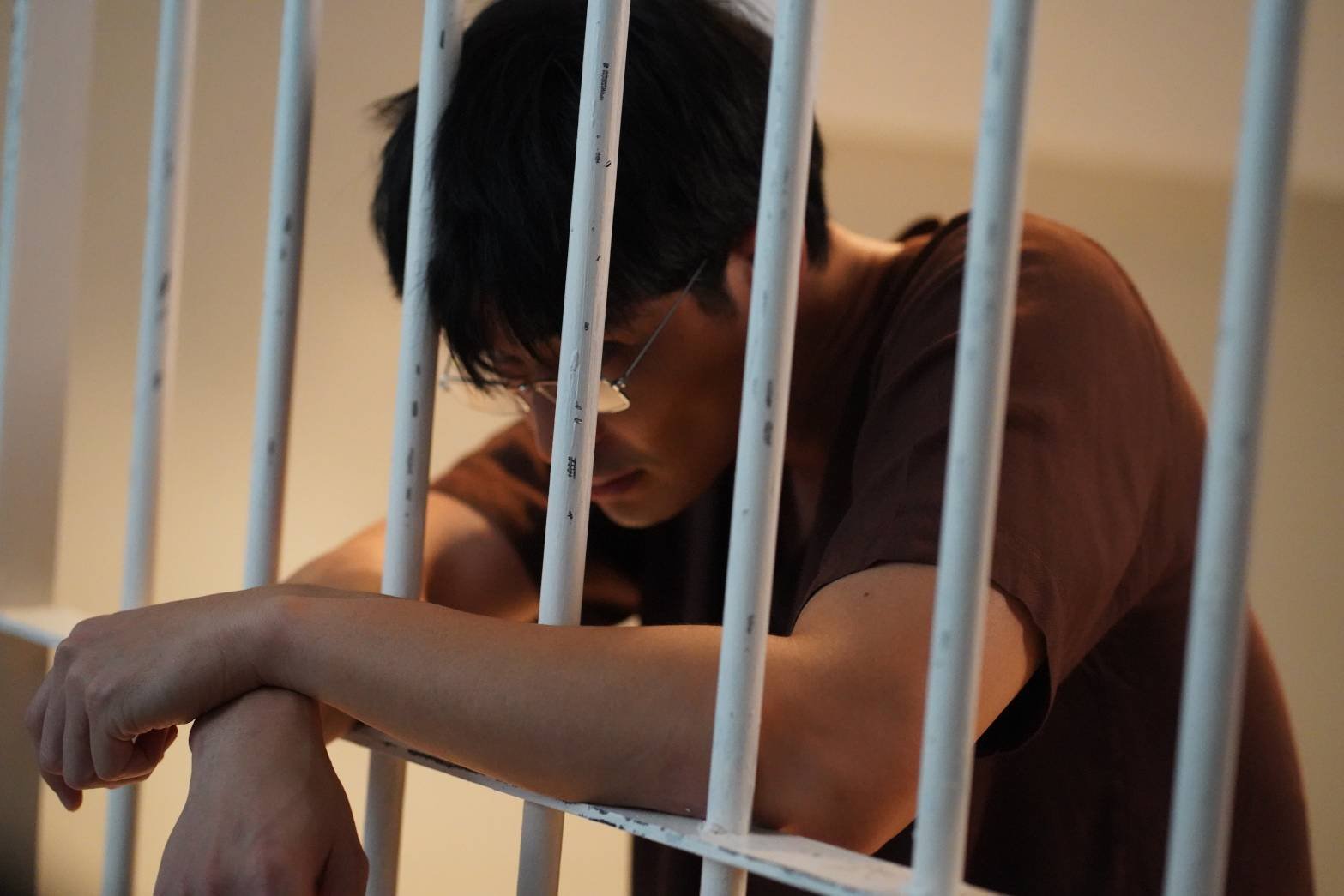 'ตูมตาม' กับข่าวช็อกวงการ!! จากคุณหมอในห้องผ่าตัด สู่นักโทษในห้องขัง เกิดอุบัติเหตุทางการแพทย์อะไรที่ทำให้เขาต้องติดคุก?