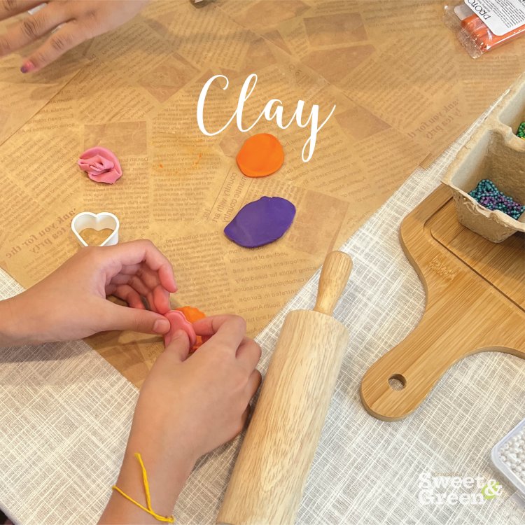 molding clay workshop