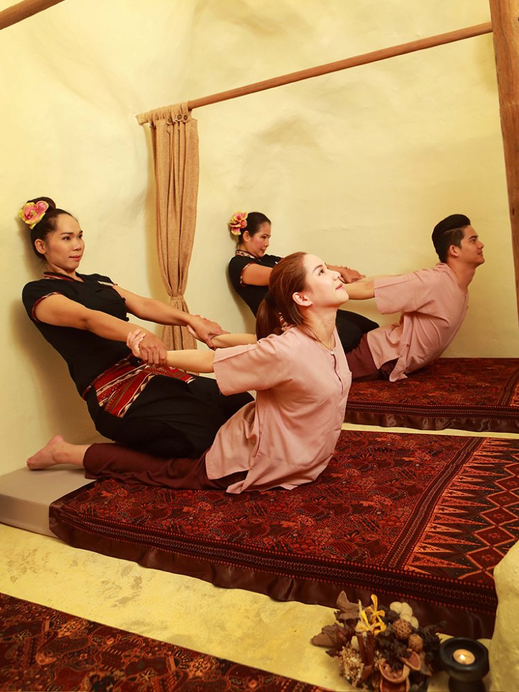 Back Shoulder Head at Srimantra Good spa and massage in Chiang Mai 水療 按摩 清邁