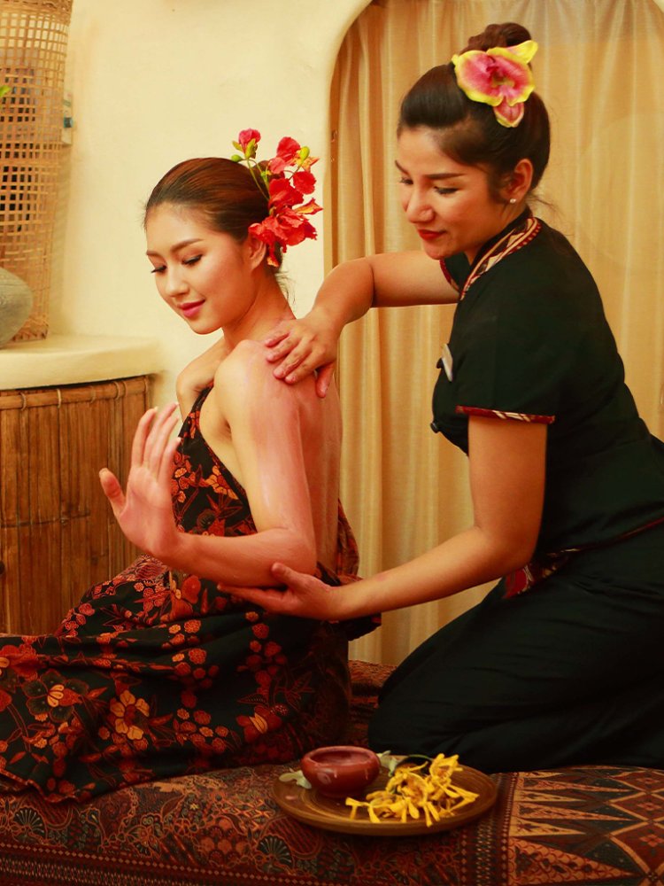 Body Wraps at Srimantra Good spa and massage in Chiang Mai 身体裹敷 水療 按摩 清邁